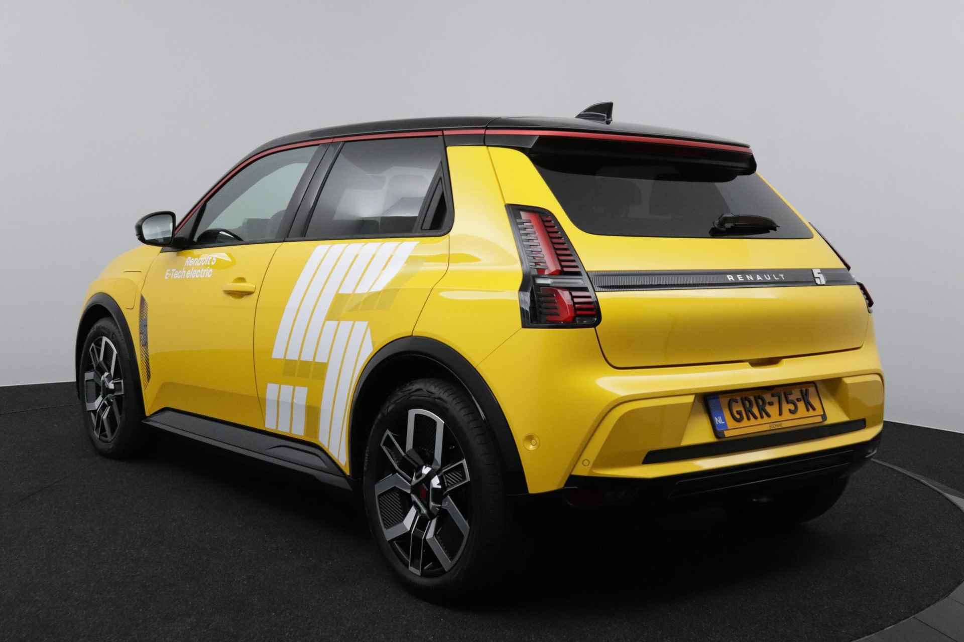 Renault 5 iconic cinq 52 kWh beschikbaar voor proefritten - 57/65