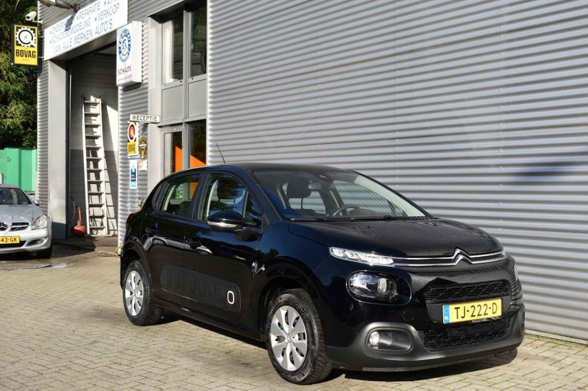 CITROEN C3 1.2 FEEL EDITION / NAVI / CARPLAY / ECC / PDC - 9/37