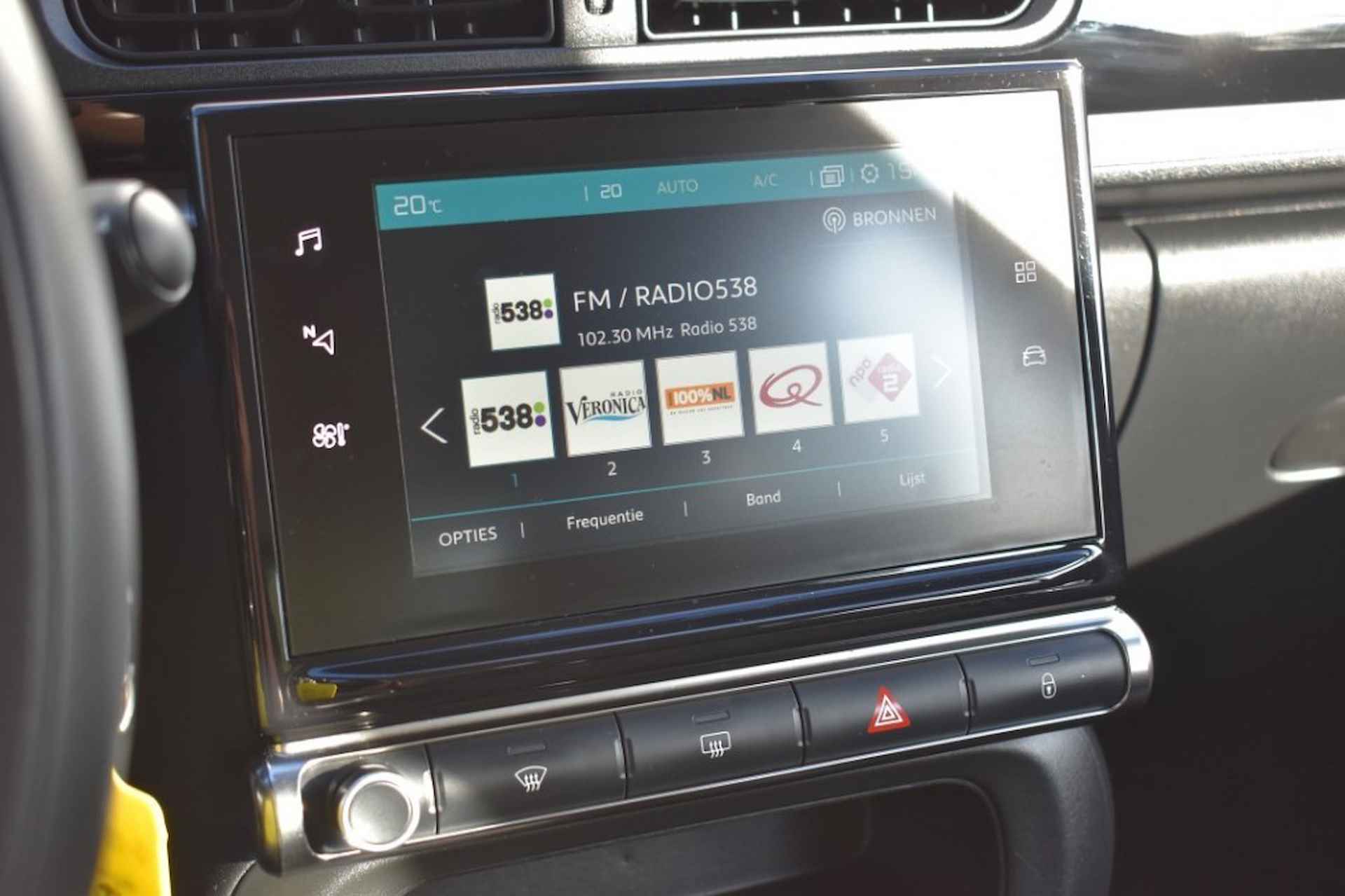 CITROEN C3 1.2 FEEL EDITION / NAVI / CARPLAY / ECC / PDC - 27/37