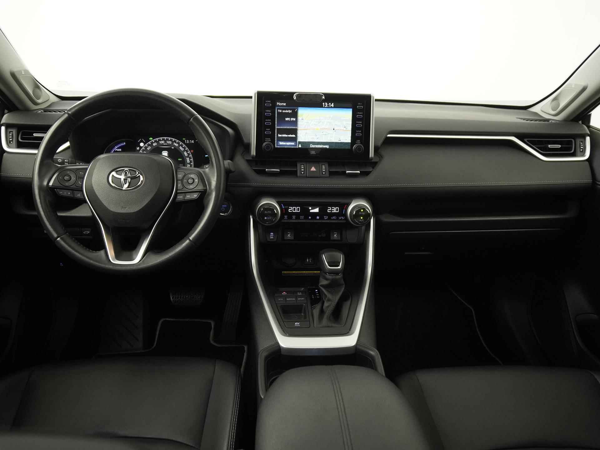 Toyota RAV4 2.5 Hybrid Executive | Panoramadak | Mem stoel | Trekhaak | Blind spot |  Zondag Open! - 5/43