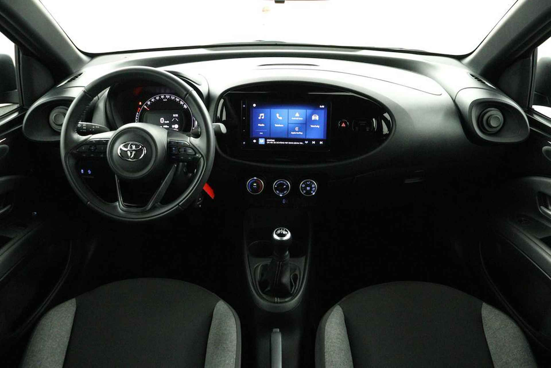 Toyota Aygo X 1.0 VVT-i MT Play | Applecarplay/Android Auto | Parkeercamera | Airco | - 4/42