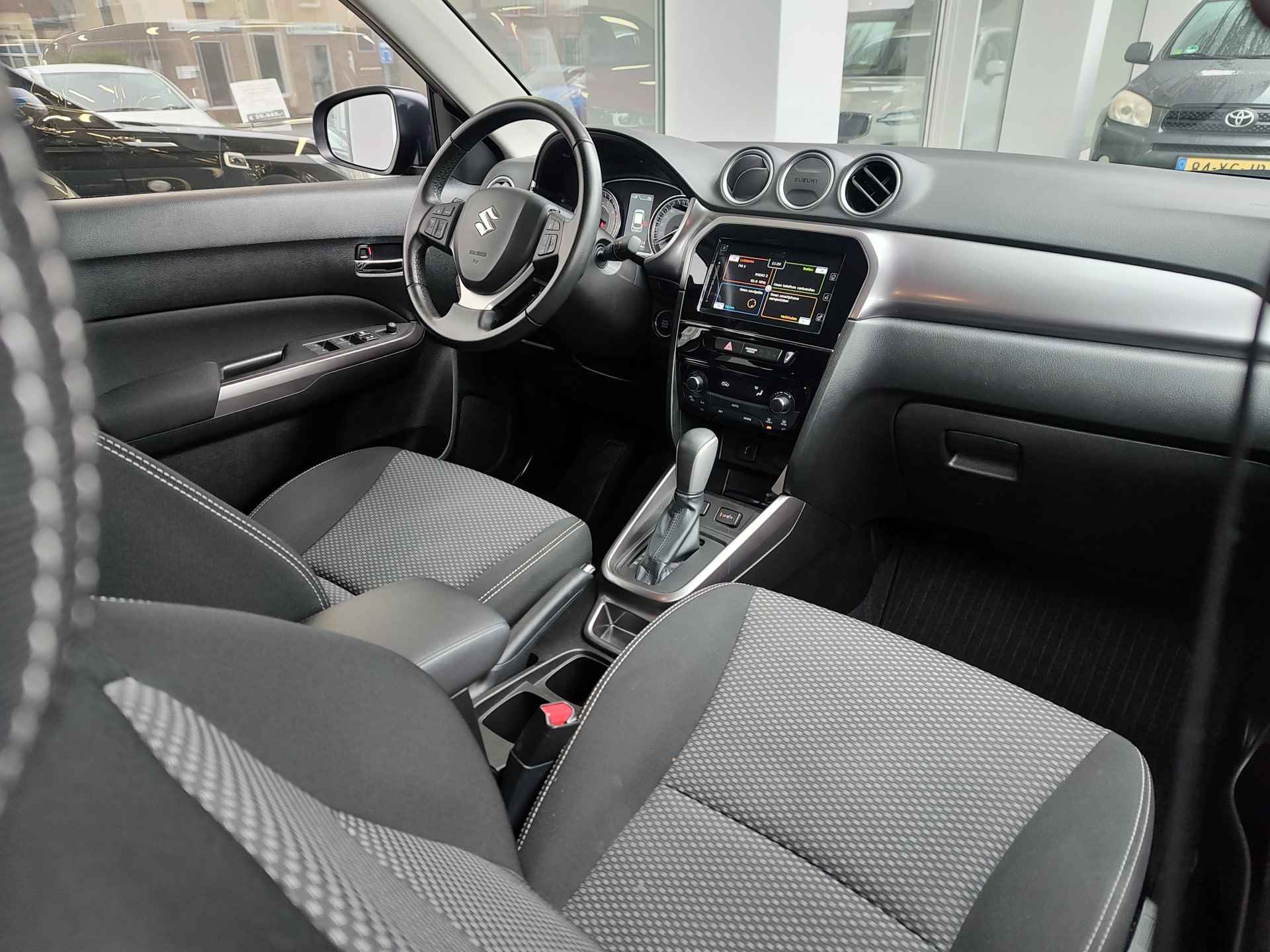 Suzuki Vitara 1.4 BOOSTERJET SELECT HYBRID AUTOMAAT Navi | Stoelverwarming | Dodehoeksensoren - 10/39