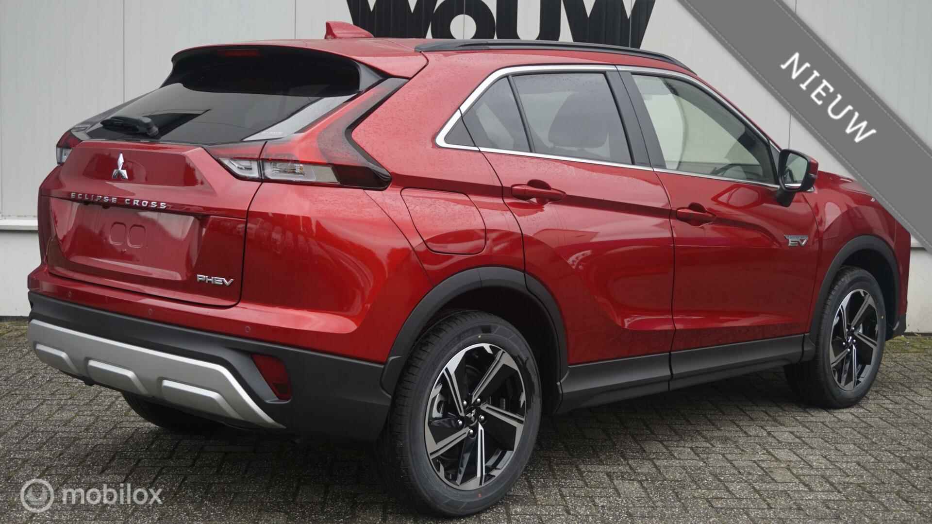 Mitsubishi Eclipse Cross 2.4 PHEV Intense+ Nu € 7150,- korting + 8 jaar garantie - 3/30