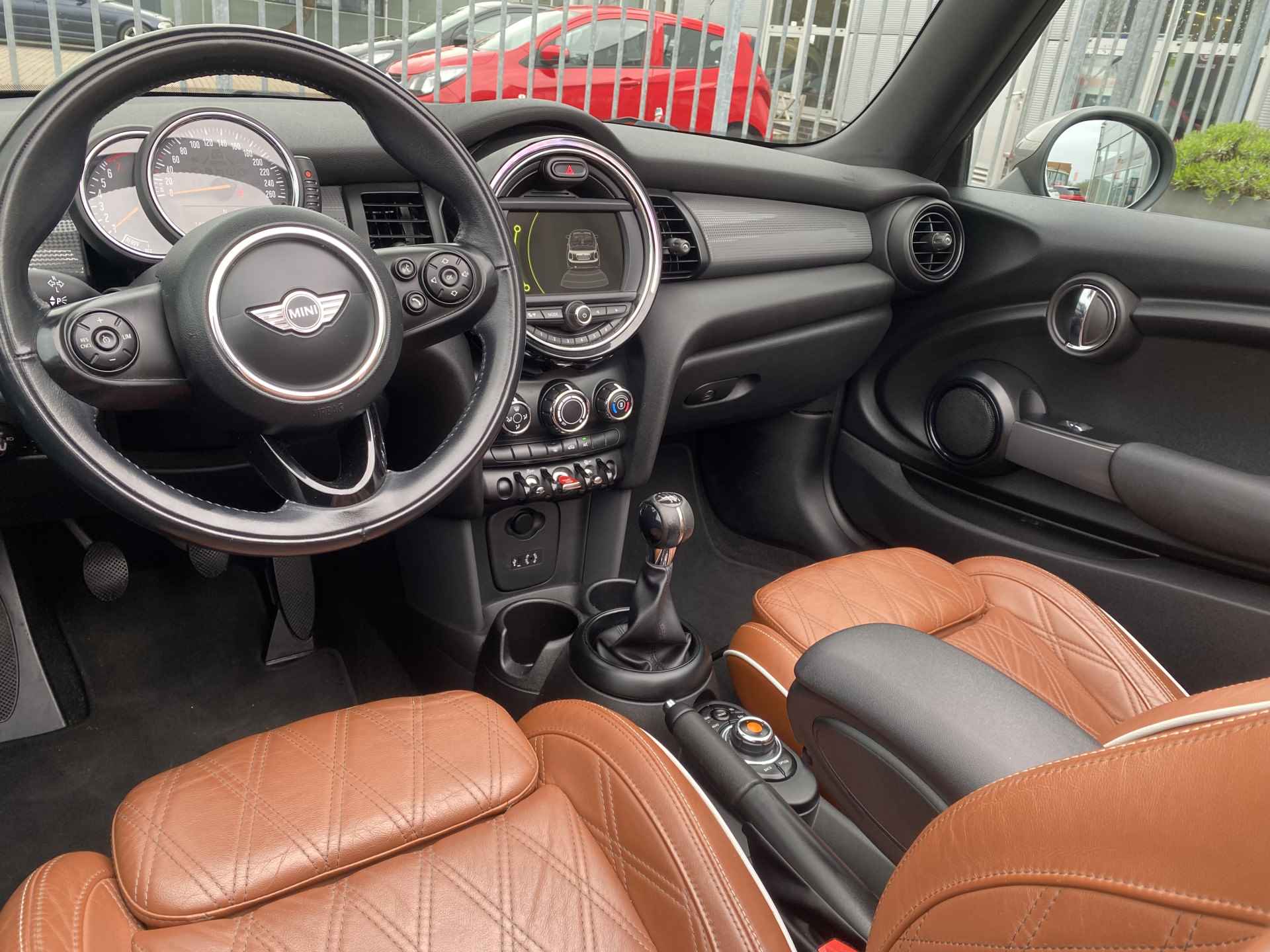 MINI Cabrio 1.5 Cooper Chili Serious Business Luxe leder, Navigatie, PDC, Nieuwstaat..!! - 5/25