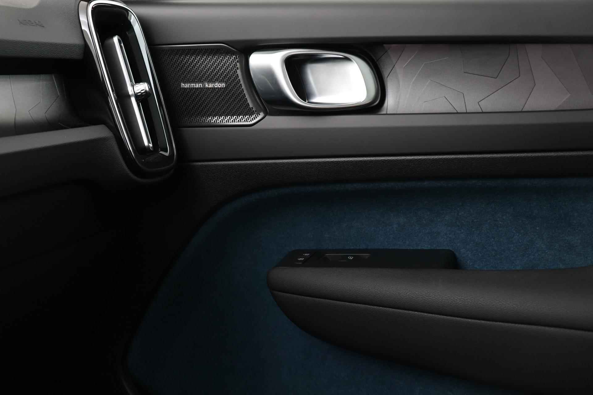 Volvo C40 RECHARGE TWIN ULTIMATE Climate Line, Extra Getint Glas & 20" Lichtmetalen Velgen - 38/123