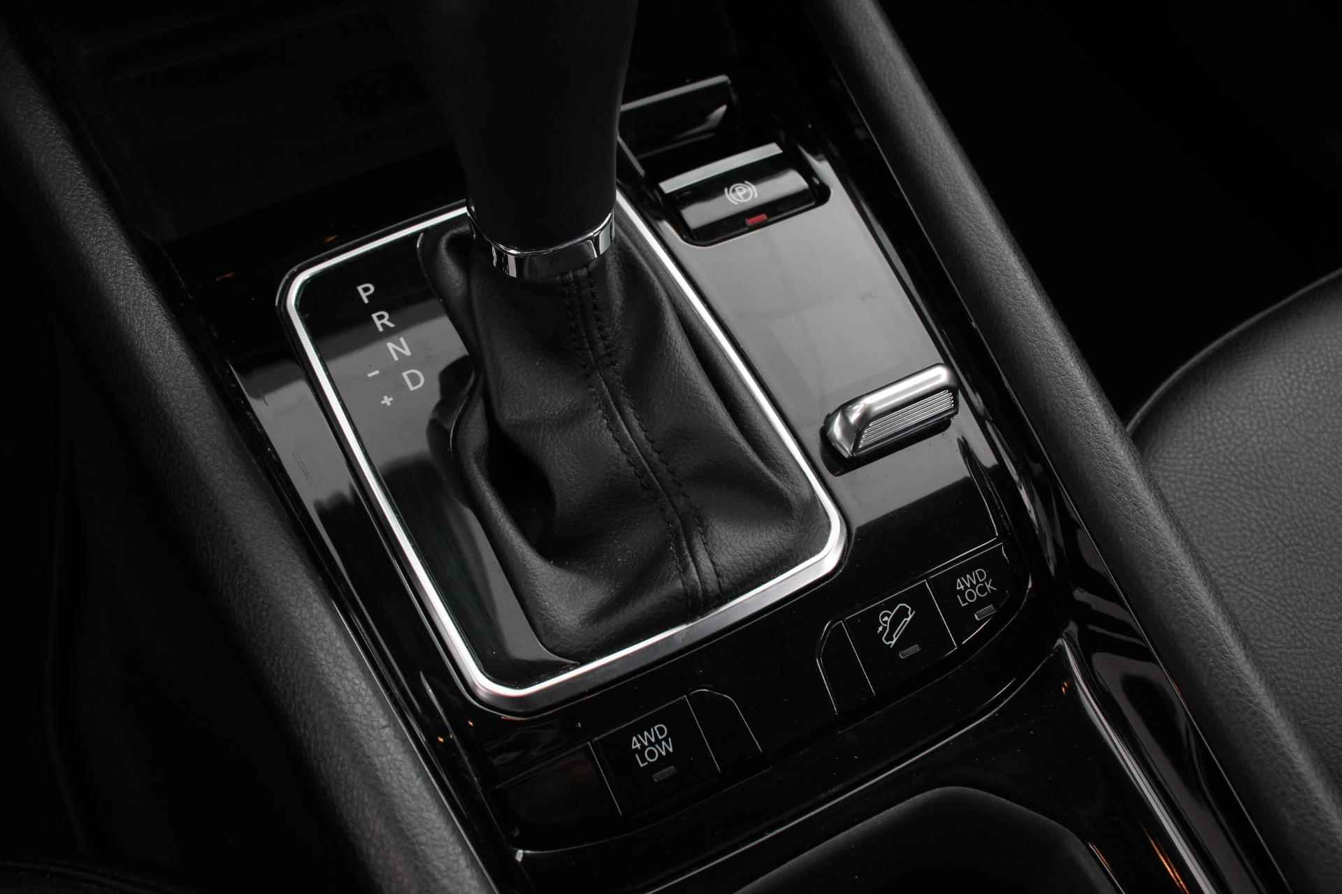 Jeep Compass 1.3 4xe  Plug-in Hybrid Electric Limited | Navigatie | Apple Carplay/Android Auto | Parkeersensoren | Camera | Adaptive Cruise Control | Stoel-en stuurverwarming | Ledverlichting voor | Getinte ramen - 17/31