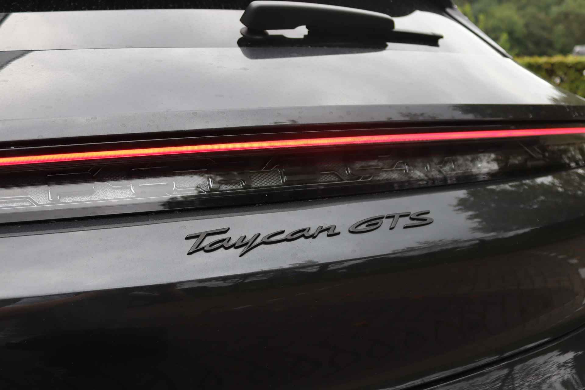 Porsche Taycan Sport Turismo GTS 84 kWh Pano/Carbon/21"/PDCC/E-Performance/HUD/Innodrive/Bose - 42/46