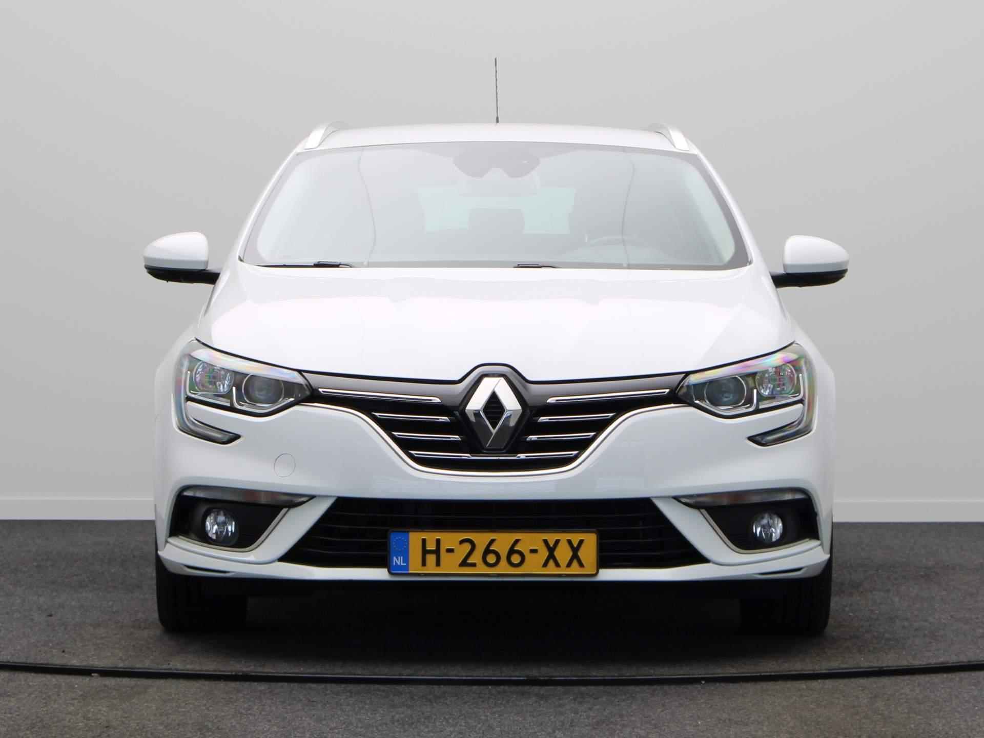 Renault Mégane Estate TCe 140pk Bose | Climate control | Cruise control | Parkeersensoren voor + achter | Apple Carplay/Android auto | - 6/48