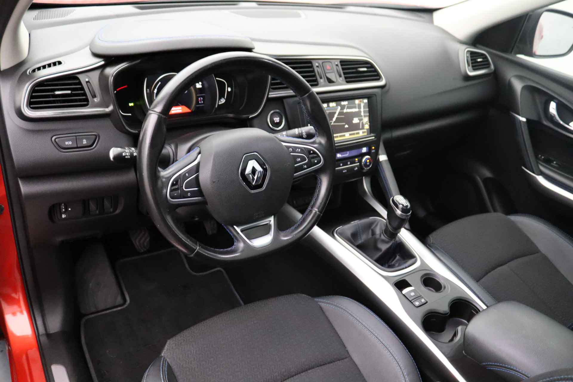 Renault Kadjar 1.2 TCe Intens | Panoramadak | 4-Seizoensbanden | Camera | LED | Navigatie - 9/30