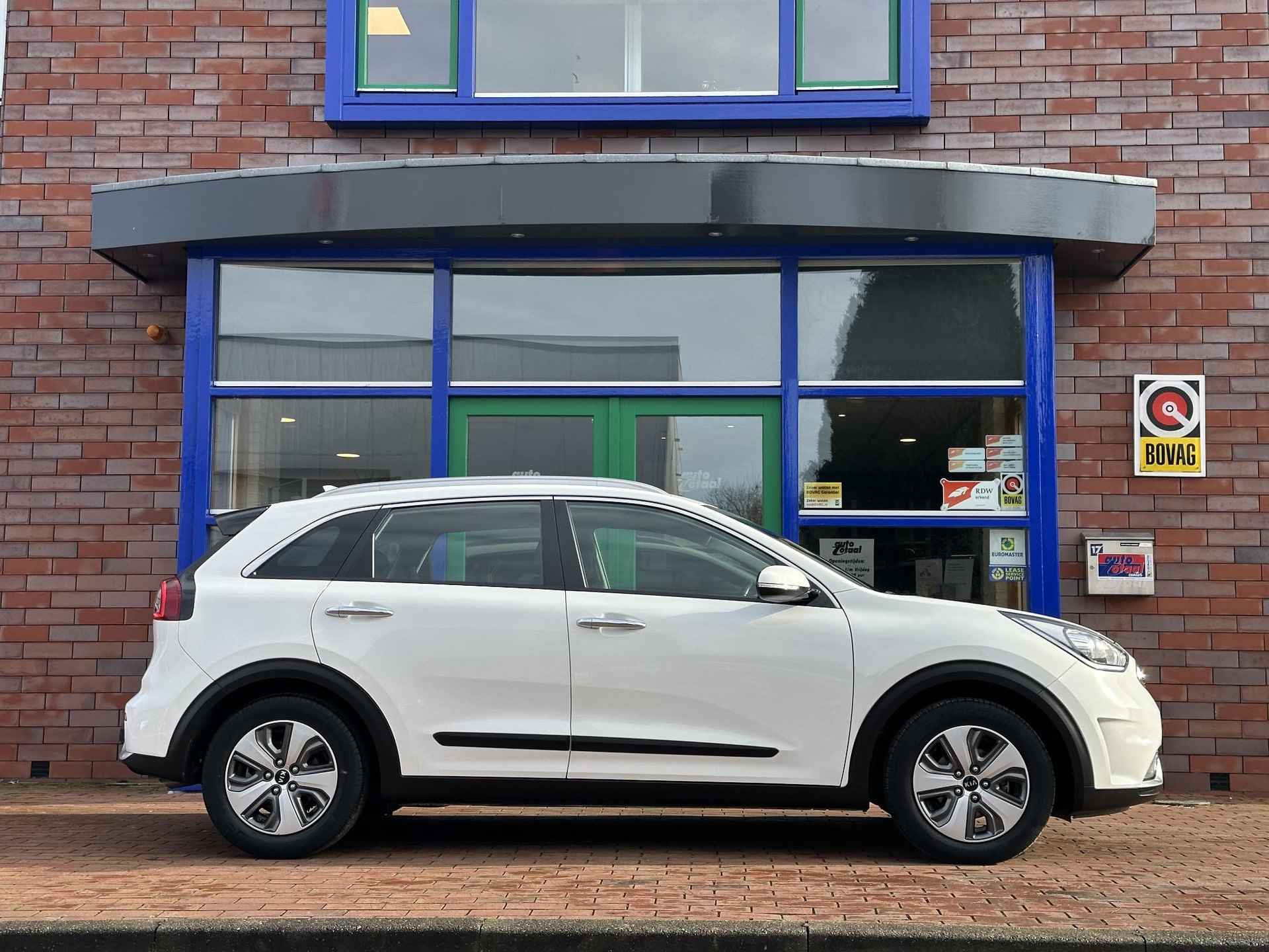 Kia Niro 1.6 GDi Hybrid DynamicLine - 7/27