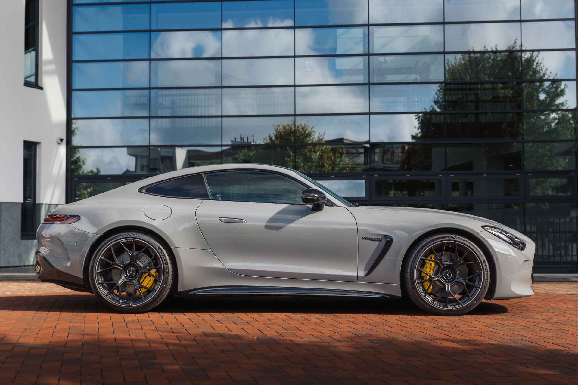 Mercedes-Benz AMG GT 63 4-Matic+ Premium Plus | AMG Dynamic Plus | Distronic | AMG Carbon exterieur & interieur pakket | Klasse 5 Alarm - 13/46