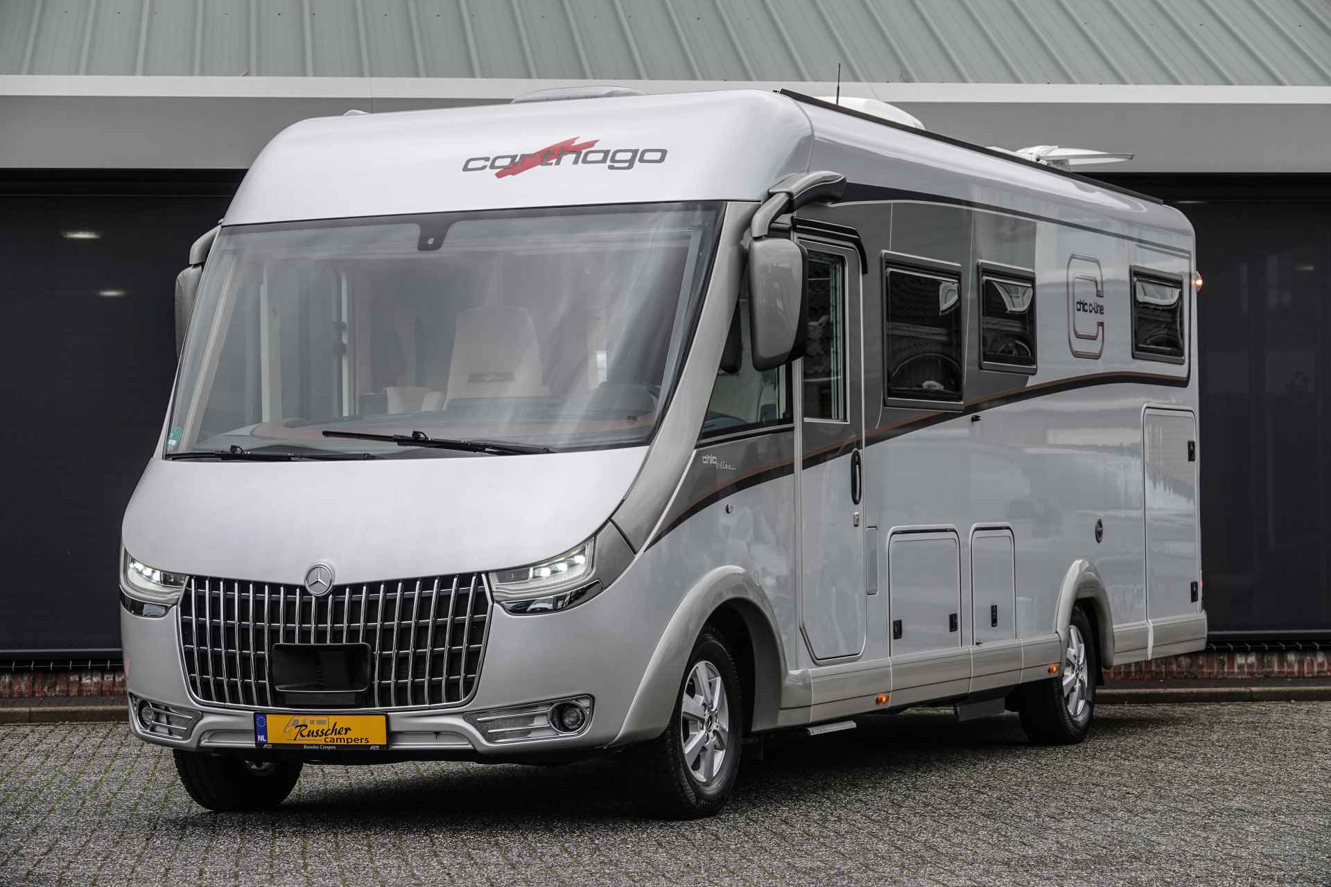 Carthago CHIC C-LINE 4.9 | 180Pk Automaat Mercedes | Luchtvering | Levelsysteem | Lithium Accu's - 96/97