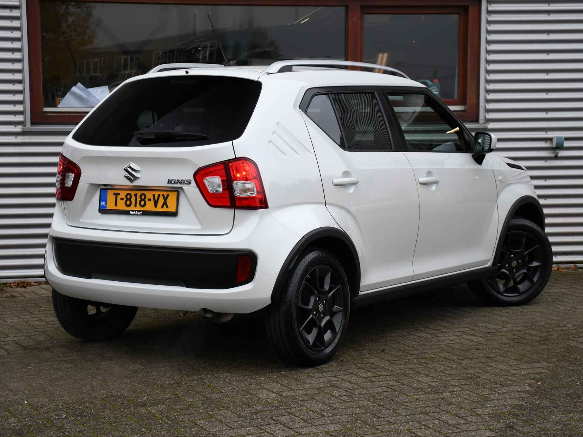 Suzuki Ignis Select 1.2 Smart Hybrid NAVI | DAB | CAMERA | 16''LM | STOELVERWARMING | PRIVACY GLASS - 4/30