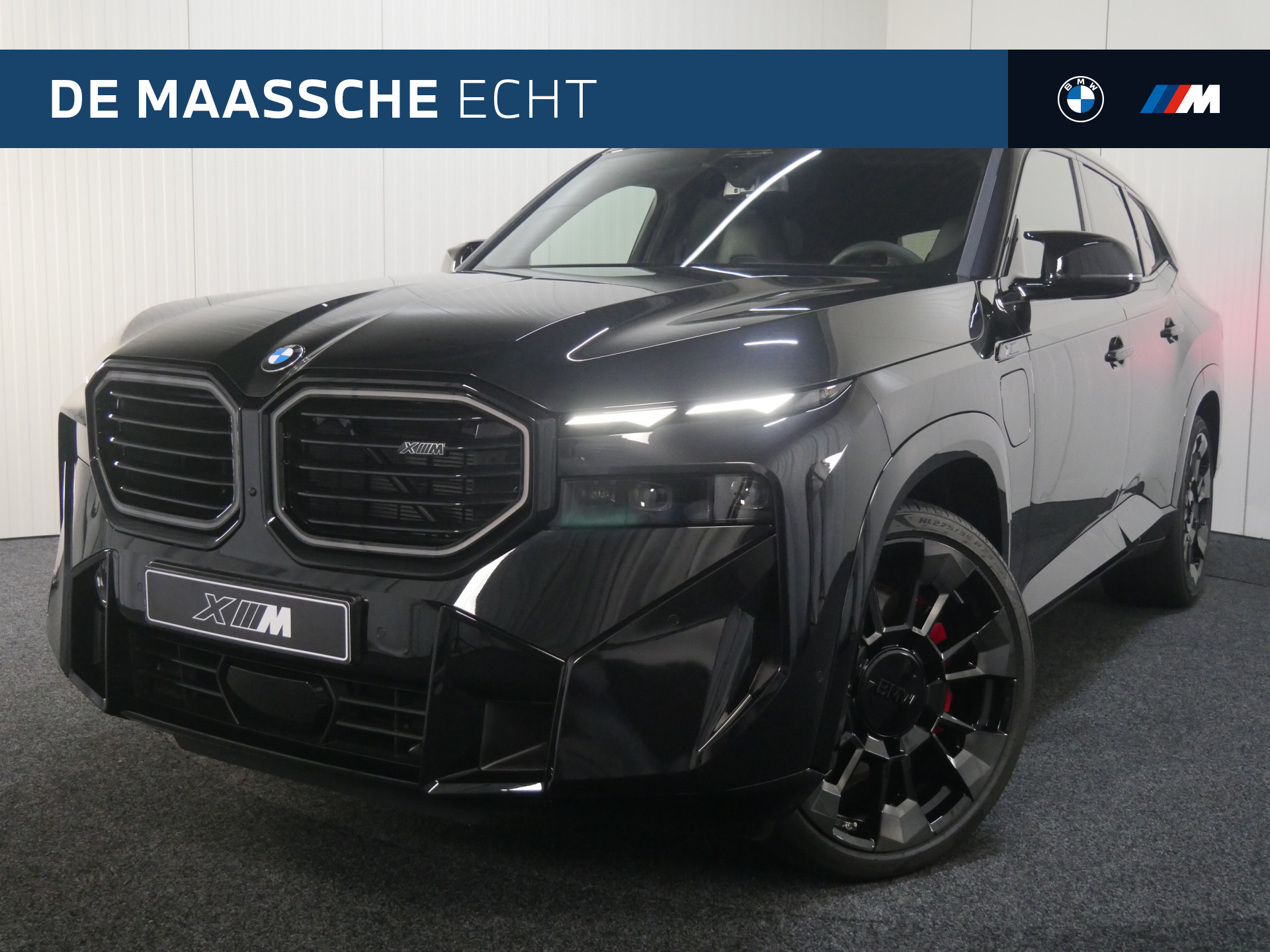 BMW XM PHEV 50e High Executive / Trekhaak / Massagefunctie / Bowers & Wilkins / Adaptief M Onderstel Professional / Soft-Close / Parking Assistant Plus / M Multifunctionele Stoelen