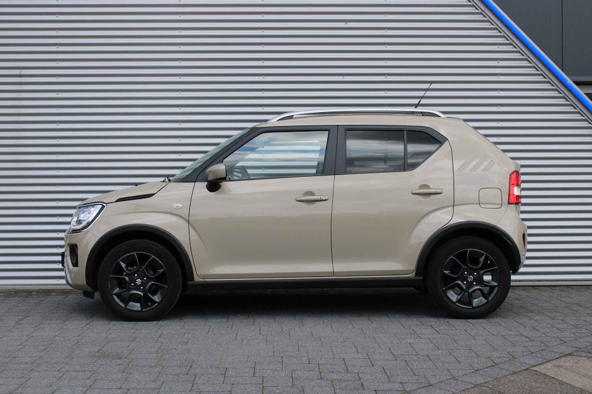 Suzuki Ignis 1.2 SmartHybrid Select - 8/26