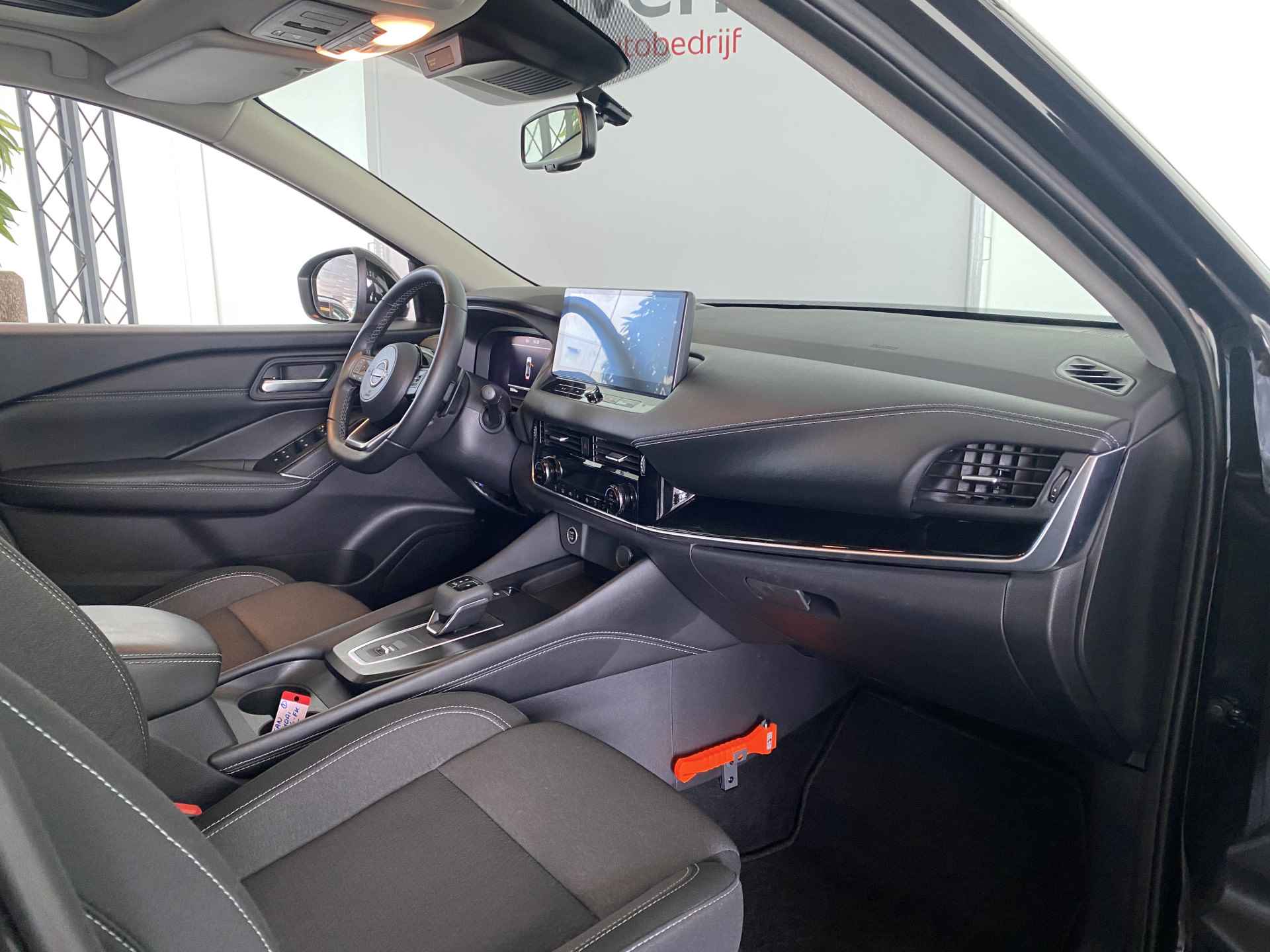 Nissan QASHQAI 1.3 MHEV Xtronic N-Connecta | Automaat | Apple Carplay | Navi | 360' Camera | - 9/45