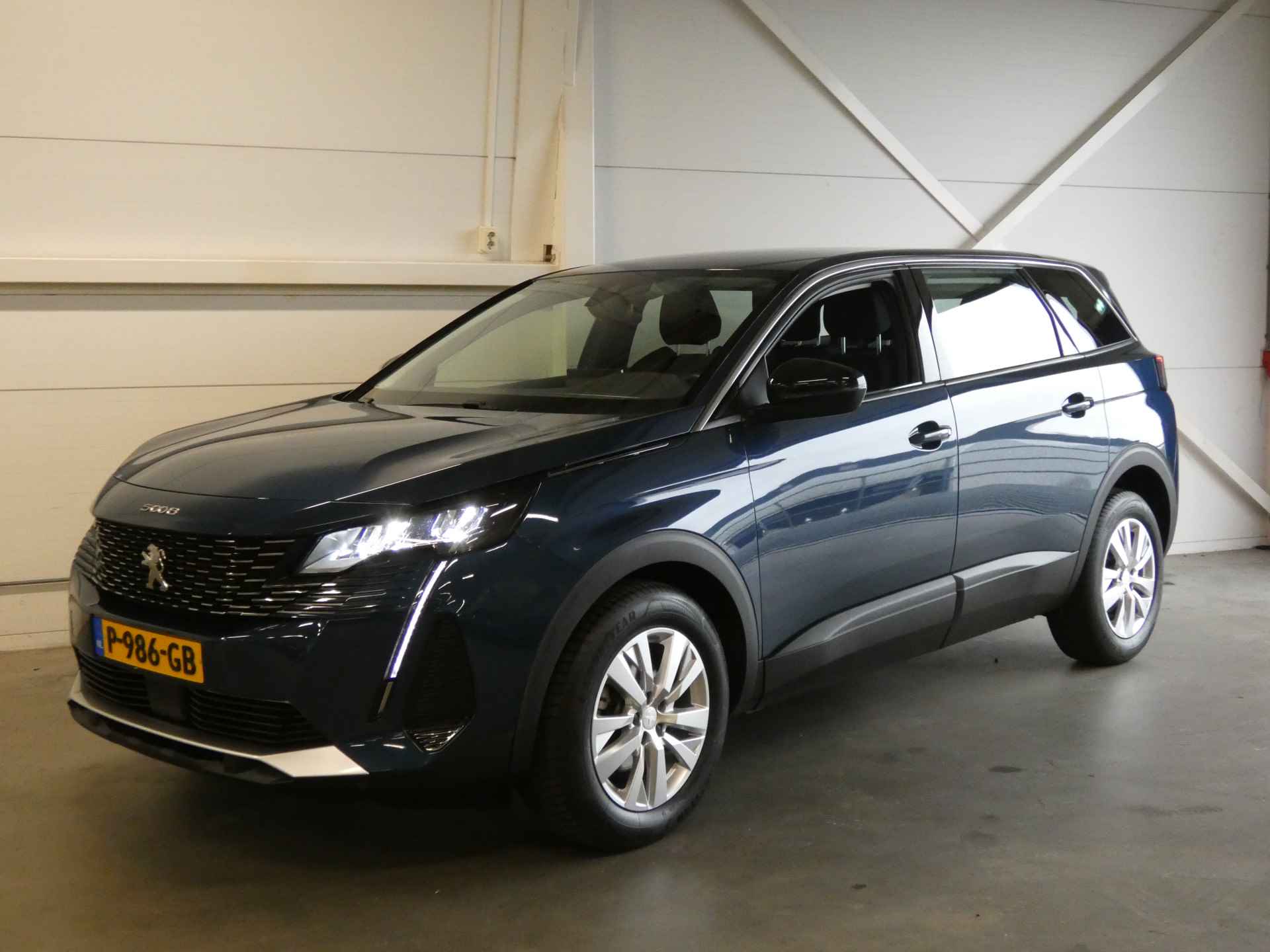 Peugeot 5008 1.2 PureTech Active Pack Business | Navigatie | Lichtmetalen wielen | Achteruitrijcamera - 4/42