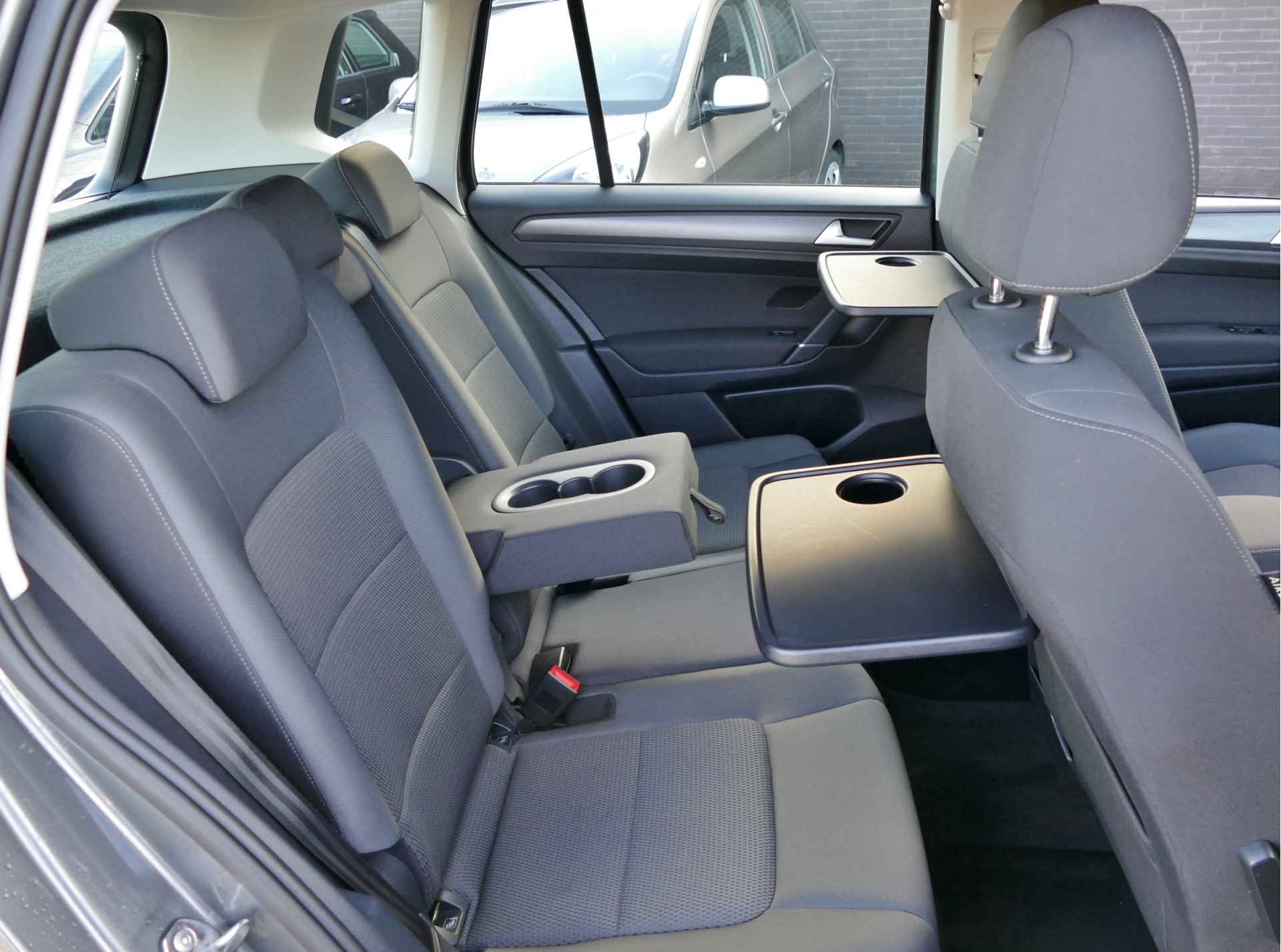 Volkswagen Golf Sportsvan 1.5 TSI AUTOMAAT | Apple carplay/Android auto | verwarmde stoelen | adaptieve cruise control - 37/50