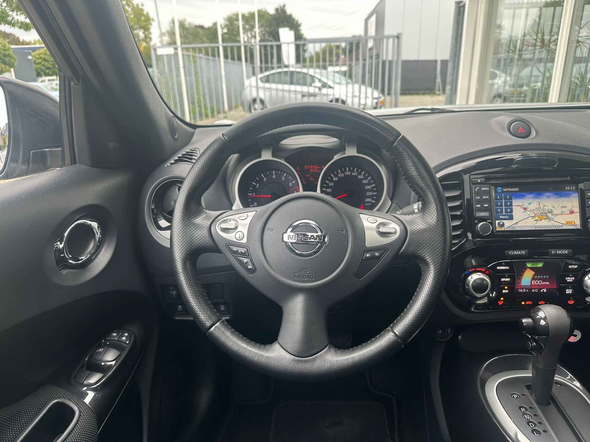 Nissan Juke 1.6 Acenta Automaat Panorama 360 cam Trekhaak Navi - 8/29