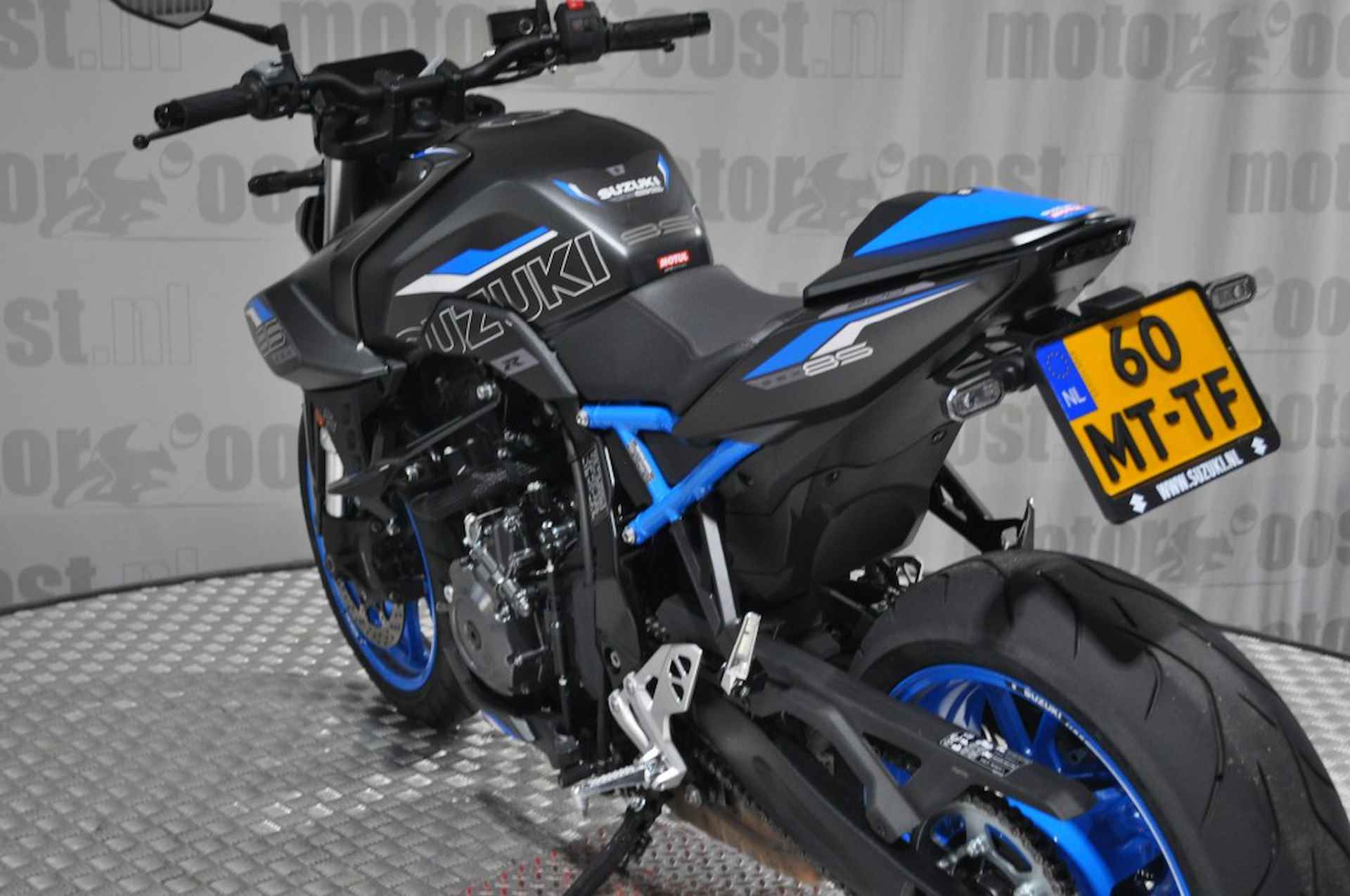 SUZUKI Gsx-8s SPECIAL - 20/22