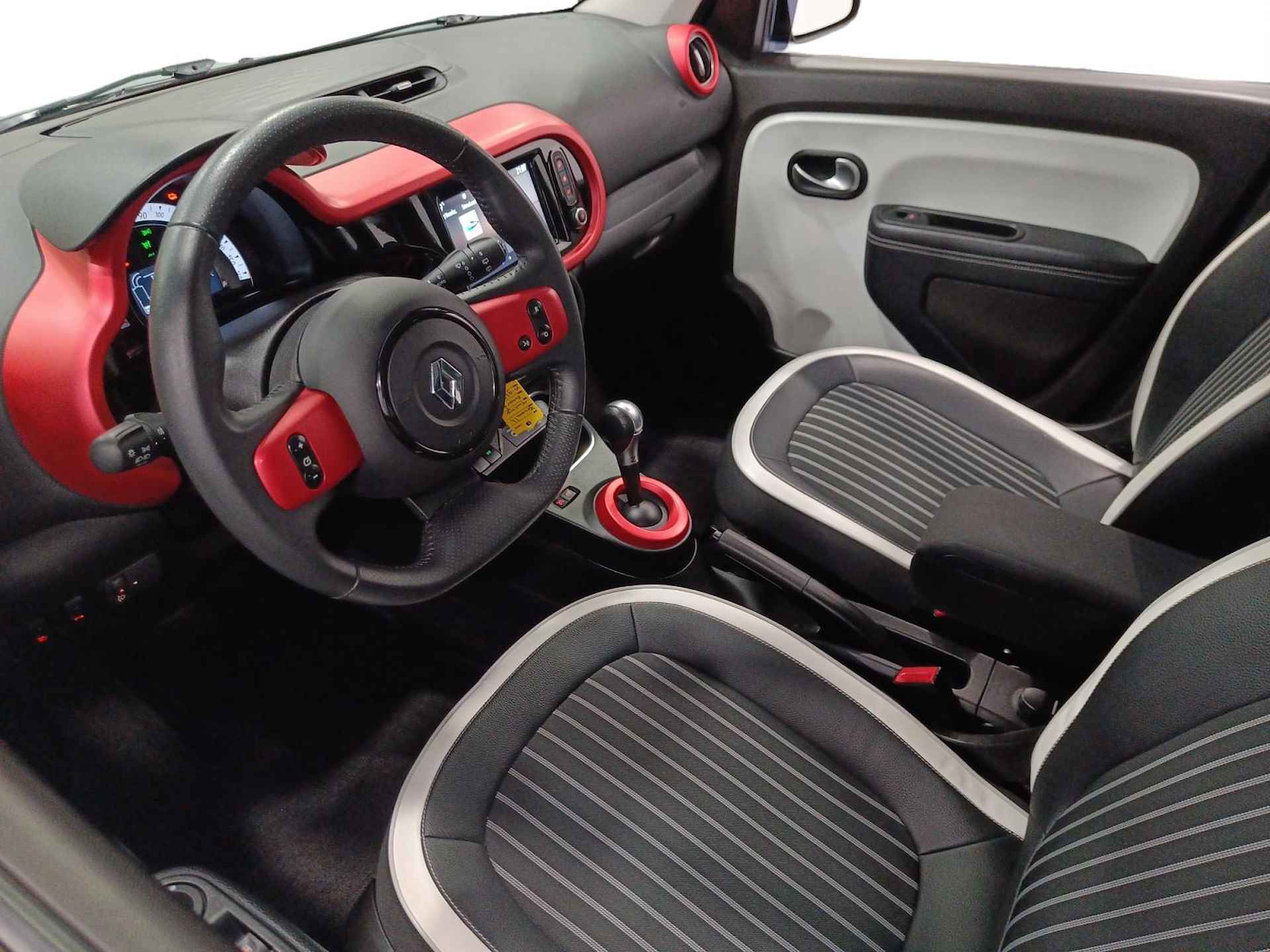 Renault Twingo Z.E. R80 Intens *Automaat*Navi APPLE/ANDROID+Camera*Climate*ALL-SEASON Banden - 13/35