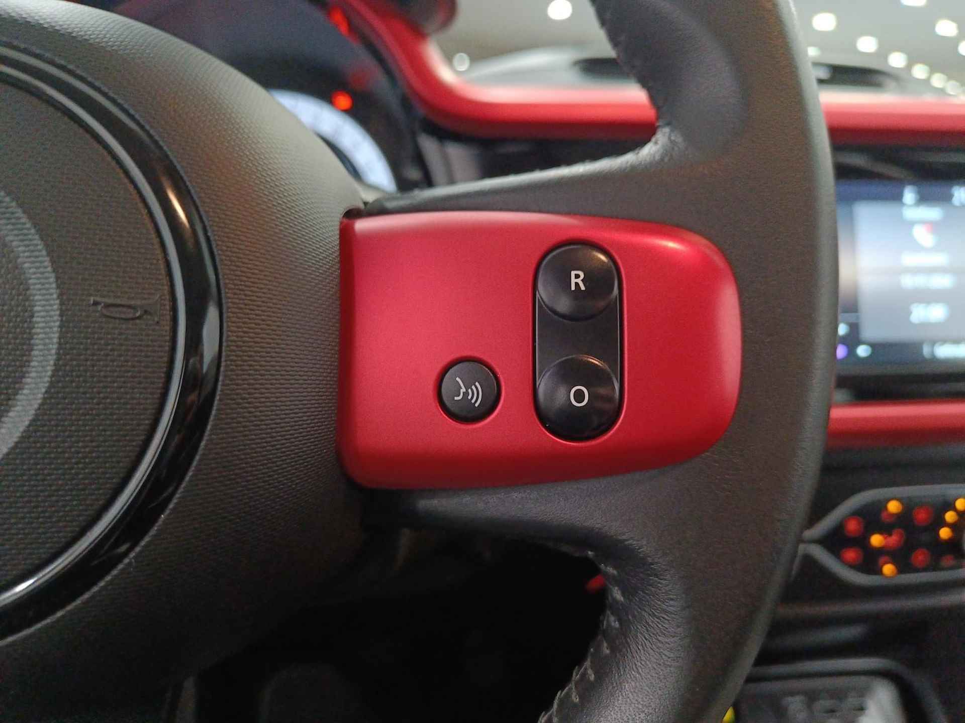 Renault Twingo Z.E. R80 Intens *Automaat*Navi APPLE/ANDROID+Camera*Climate*ALL-SEASON Banden - 18/35