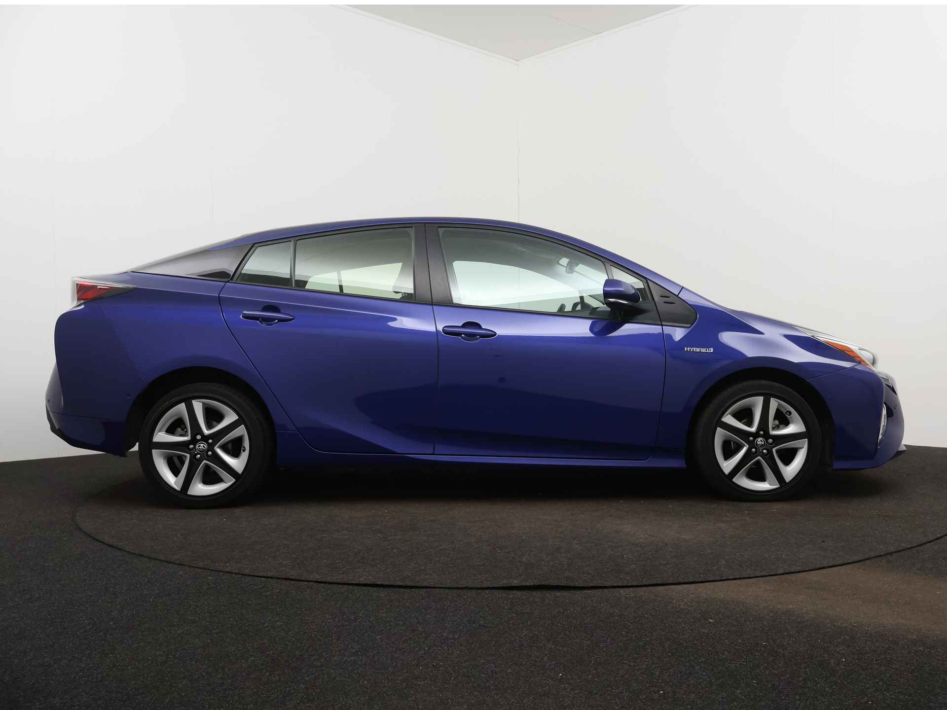 Toyota Prius 1.8 Dynamic | JBL | Head-up Display | Dodehoek Detectie | Navigatie | Stoelverwarming | Parkeerhulp | - 31/49