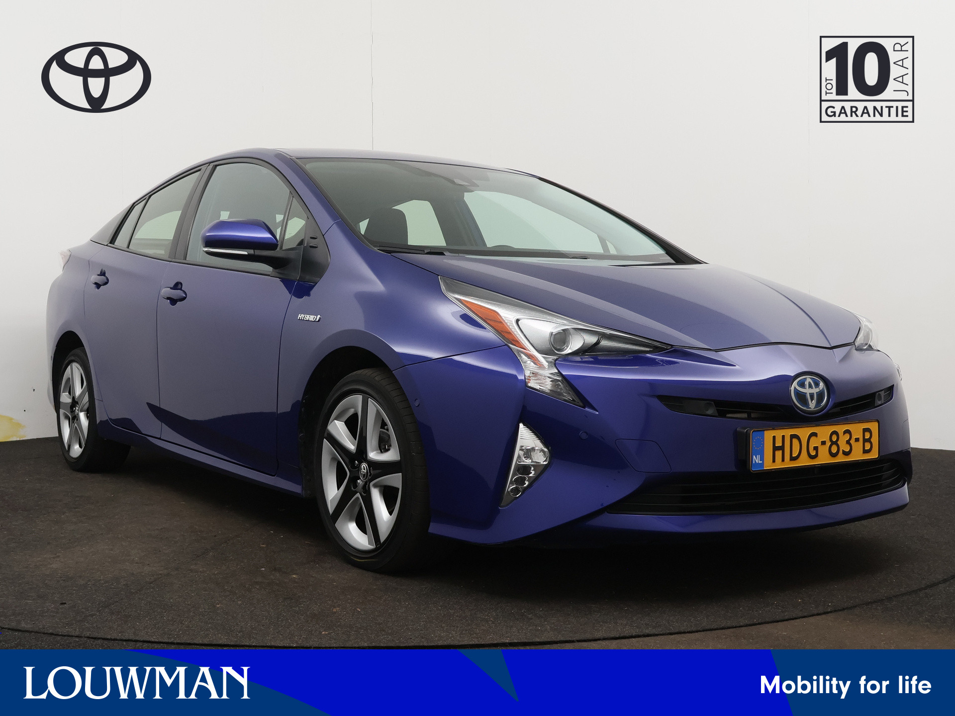 Toyota Prius 1.8 Dynamic | JBL | Head-up Display | Dodehoek Detectie | Navigatie | Stoelverwarming | Parkeerhulp |