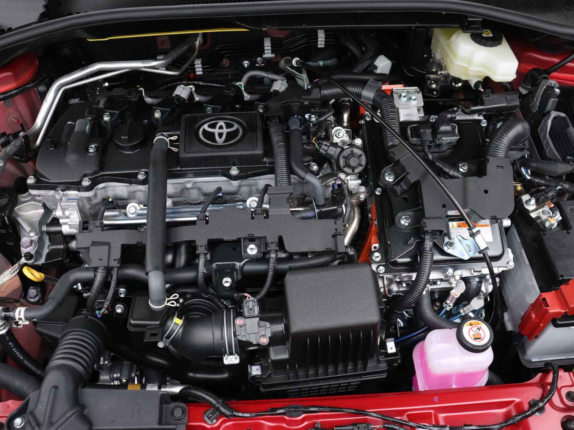 Toyota Corolla Cross Hybrid 140 Style *DEMO* - 27/31