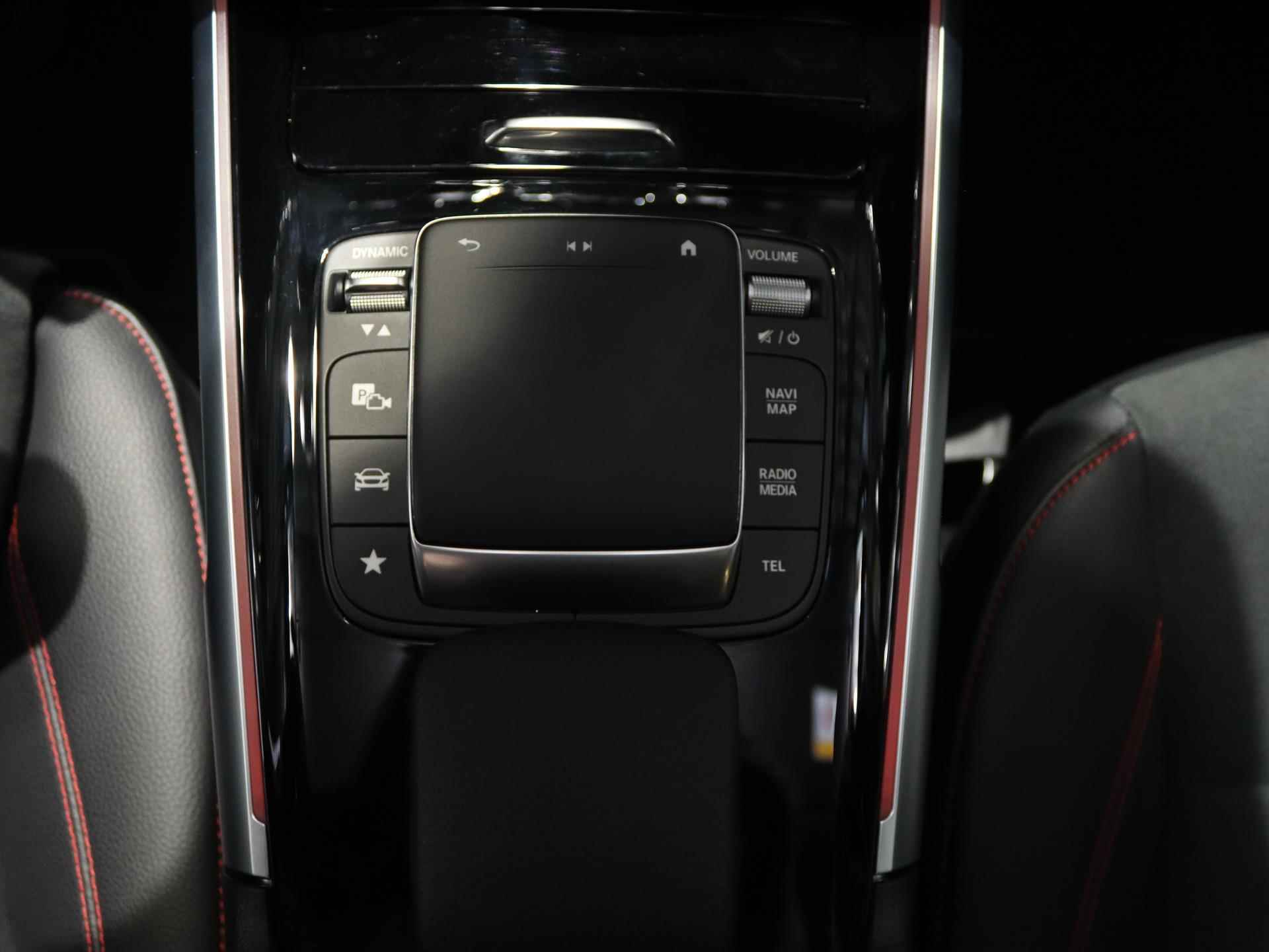 Mercedes-Benz EQB 300 4MATIC AMG Night | Panoramadak | Rij-assistentiepakketl | Sfeerverlichting | Parkeercamera | Elektrische achterklep | Dodehoekdetectie | - 23/26