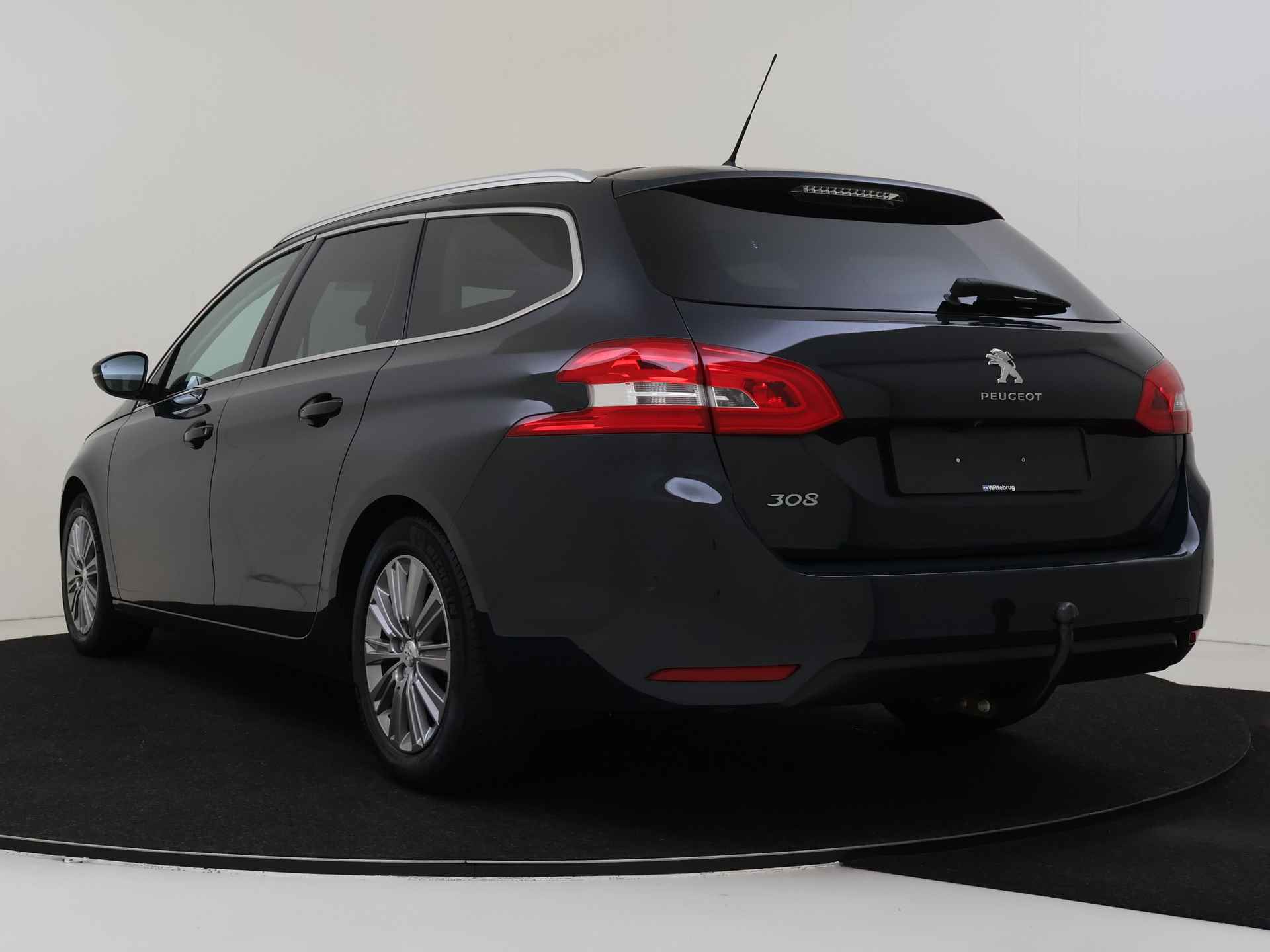 Peugeot 308 SW 1.2 PureTech Blue Lease Premium 130 pk | Panorama dak | Navigatie | Climate Control - 5/34