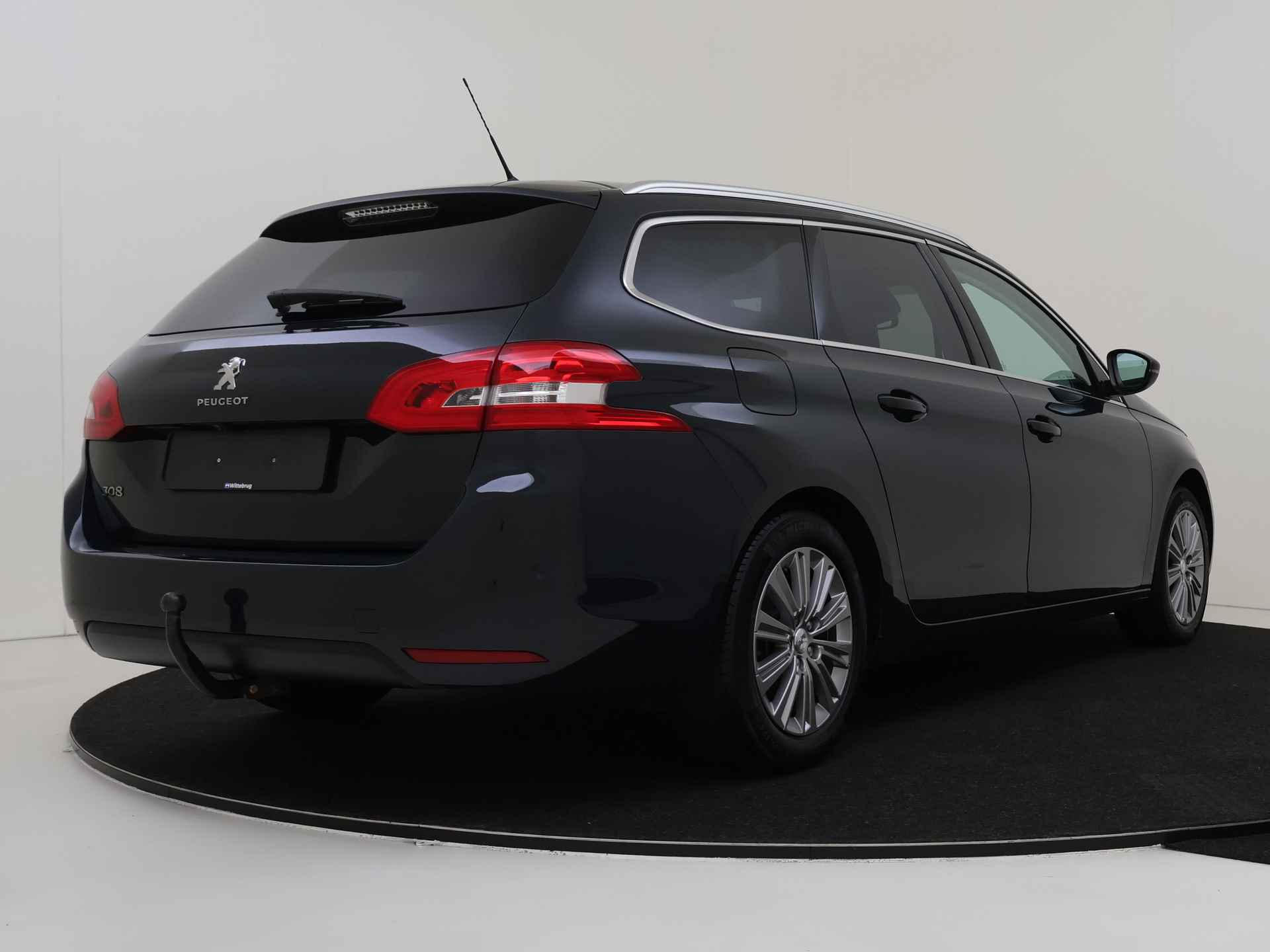 Peugeot 308 SW 1.2 PureTech Blue Lease Premium 130 pk | Panorama dak | Navigatie | Climate Control - 11/34