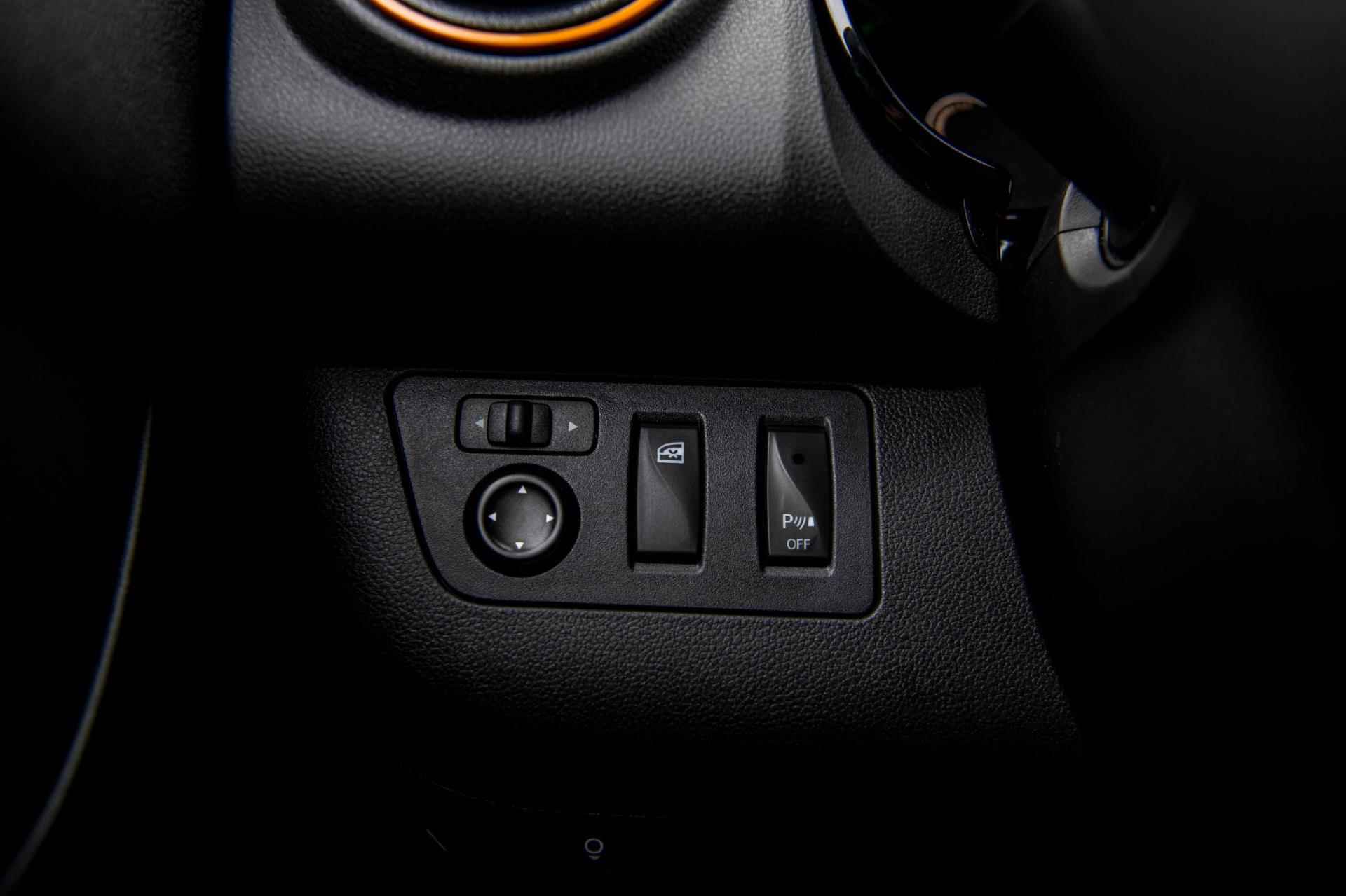 Dacia Spring Comfort Plus (Orange Pack) | Airco | Achteruitrijcamera| Apple CarPlay | Navigatie | Electrische Bedienbare Ramen | - 16/41