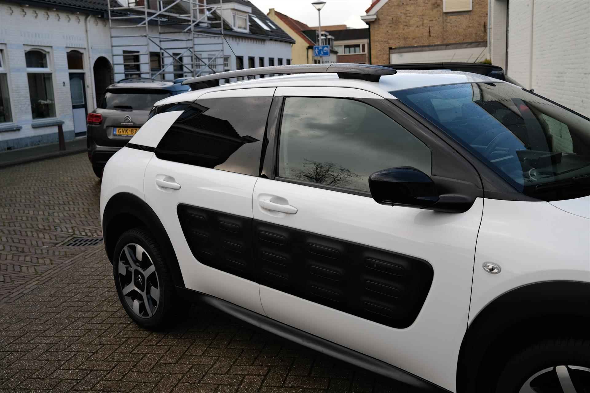 Citroen C4 Cactus PT 82 Business 17" Cross lmv | Navigatie | Parkeersensoren - 7/39