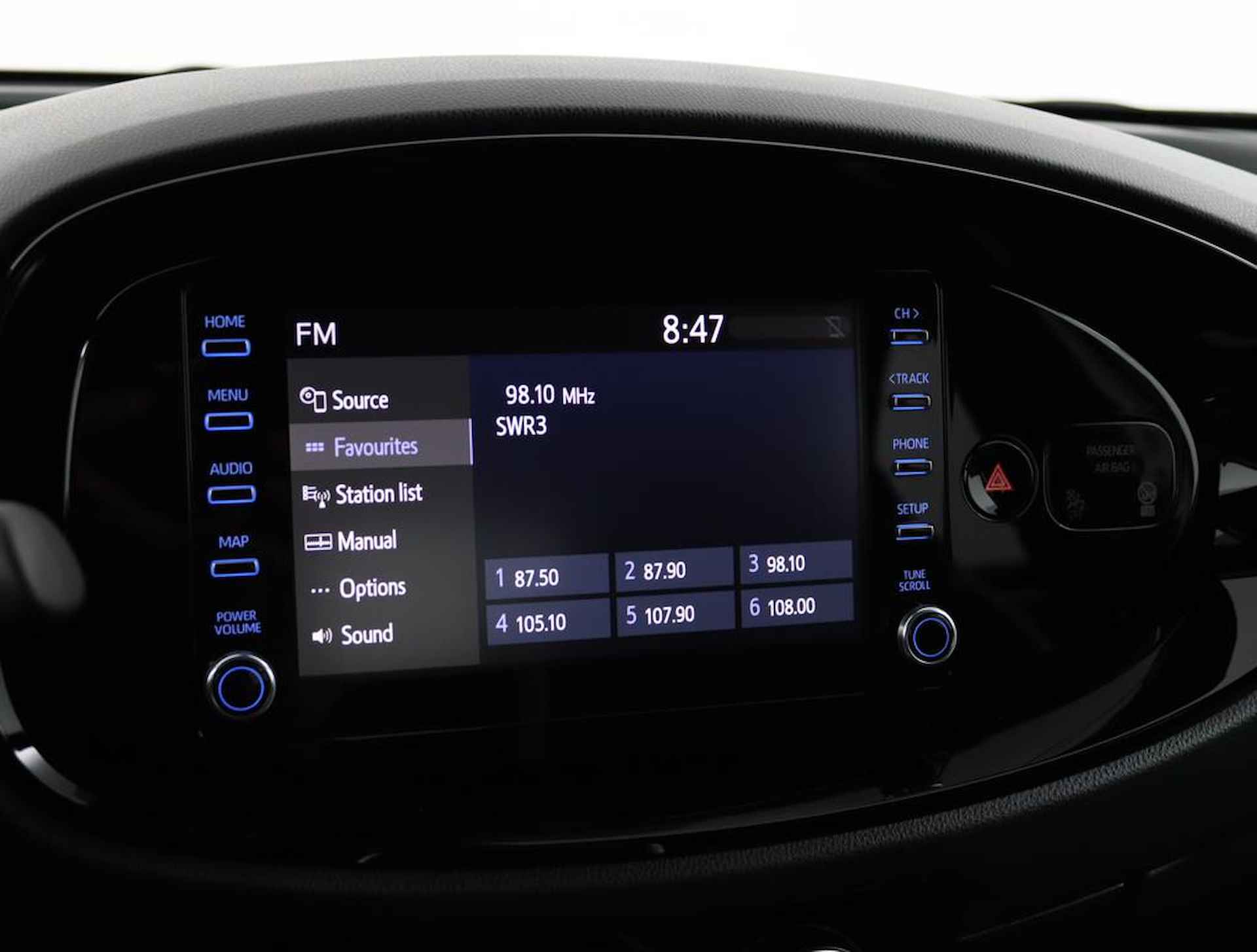 Toyota Aygo X 1.0 VVT-i MT Pulse Limited | 10 Jaar Garantie | Stoelverwarming | Apple Carplay & Android Auto | Achteruitrijcamera | Airco | DAB | - 16/45