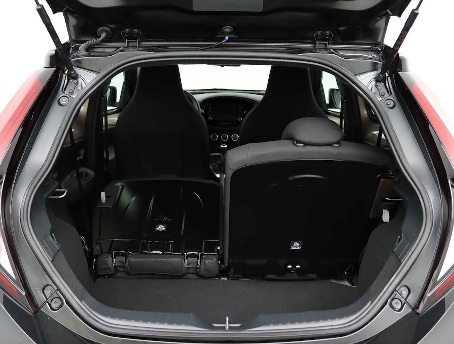 Toyota Aygo X 1.0 VVT-i MT Pulse Limited | 10 Jaar Garantie | Stoelverwarming | Apple Carplay & Android Auto | Achteruitrijcamera | Airco | DAB | - 28/45