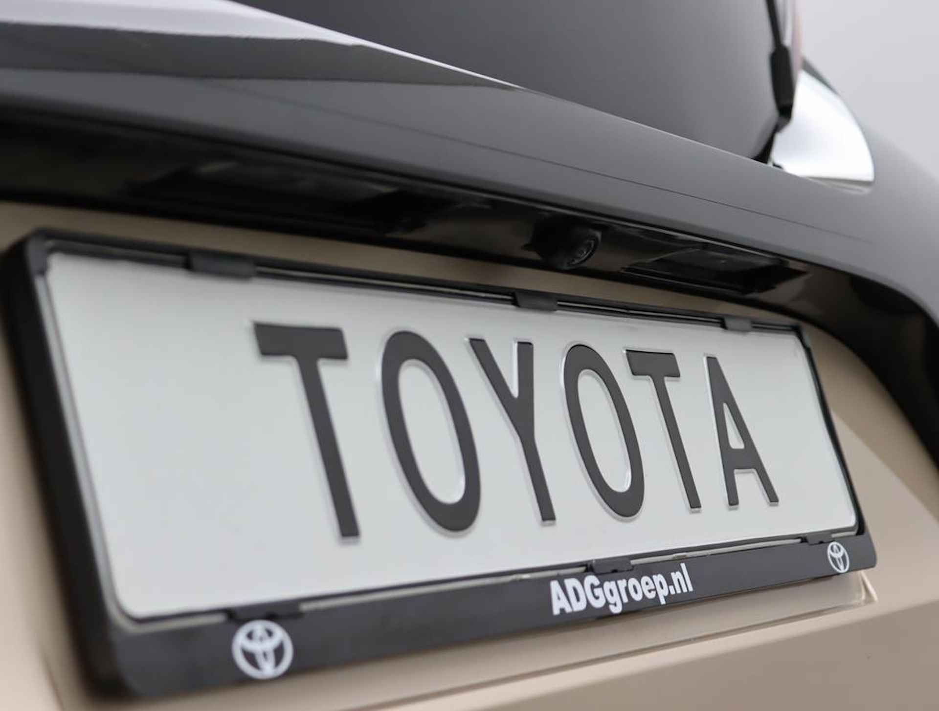 Toyota Aygo X 1.0 VVT-i MT Pulse Limited | 10 Jaar Garantie | Stoelverwarming | Apple Carplay & Android Auto | Achteruitrijcamera | Airco | DAB | - 37/45