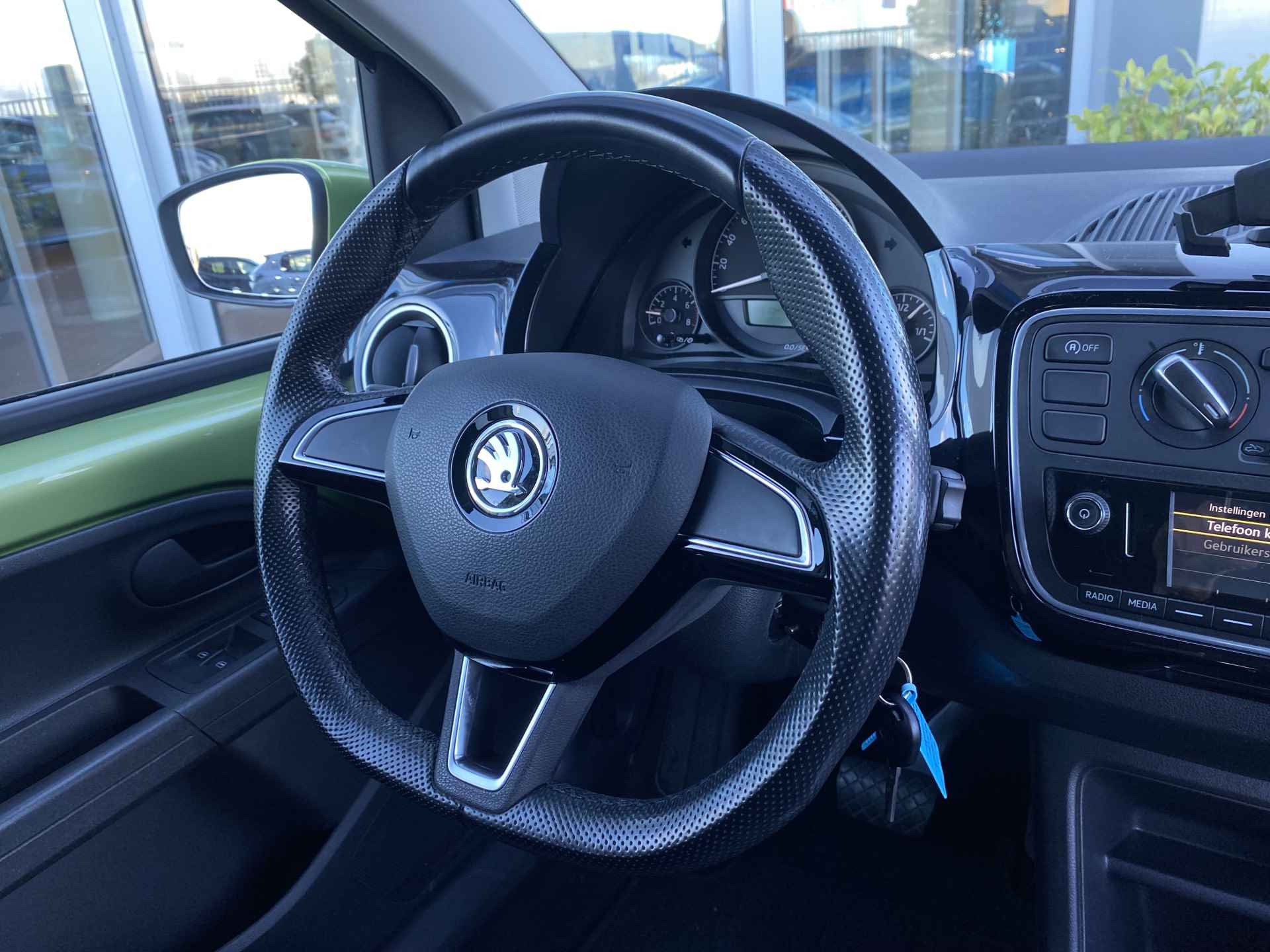 Škoda Citigo 1.0 5D Automaat | Airco | Bluetooth | LMV | Getint glas | Eerste eigenaar | Radio - 18/20