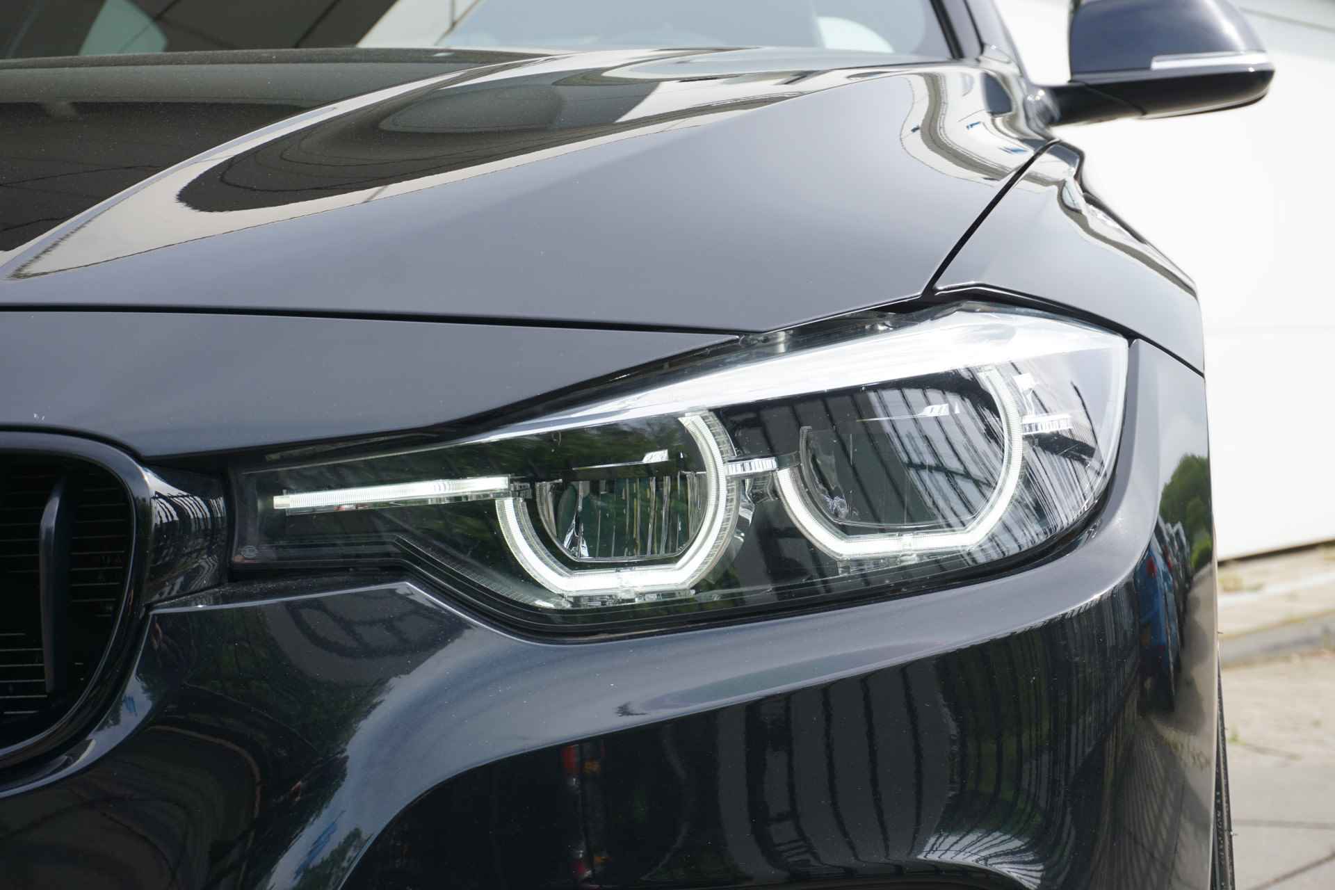 BMW 3 Serie 318i / Executive / M Sportpakket / 18" LMV / LED / Parkeersensoren / Stoelverwarming - 19/30