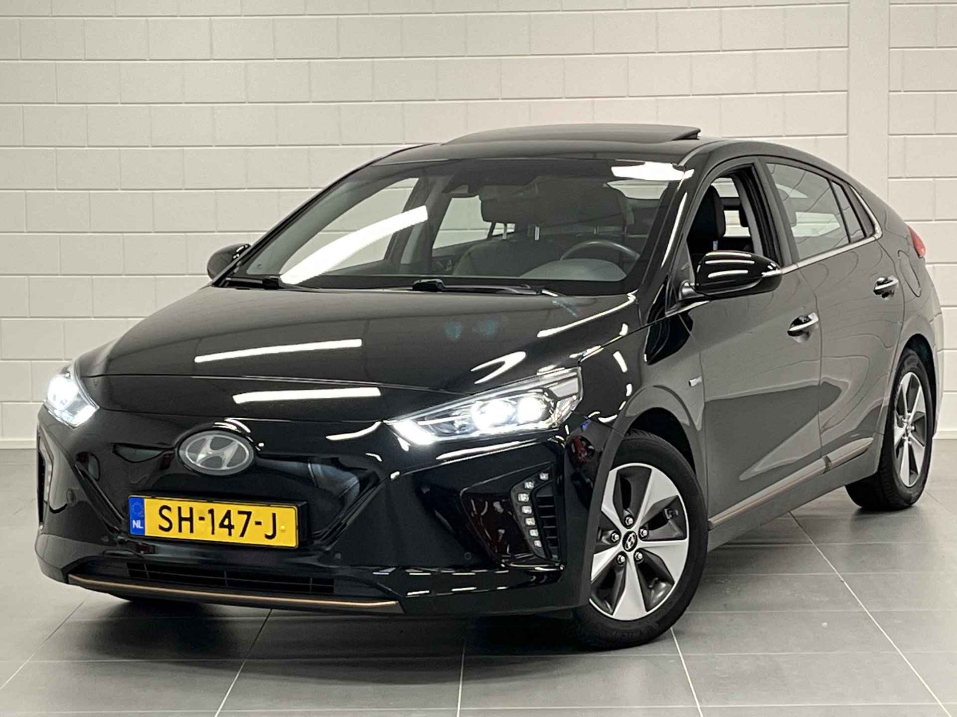 Hyundai IONIQ Premium EV SCHUIFDAK | LEDER | FULL LED | NAVIGATIE | COMPLETE AUTO! - 47/51