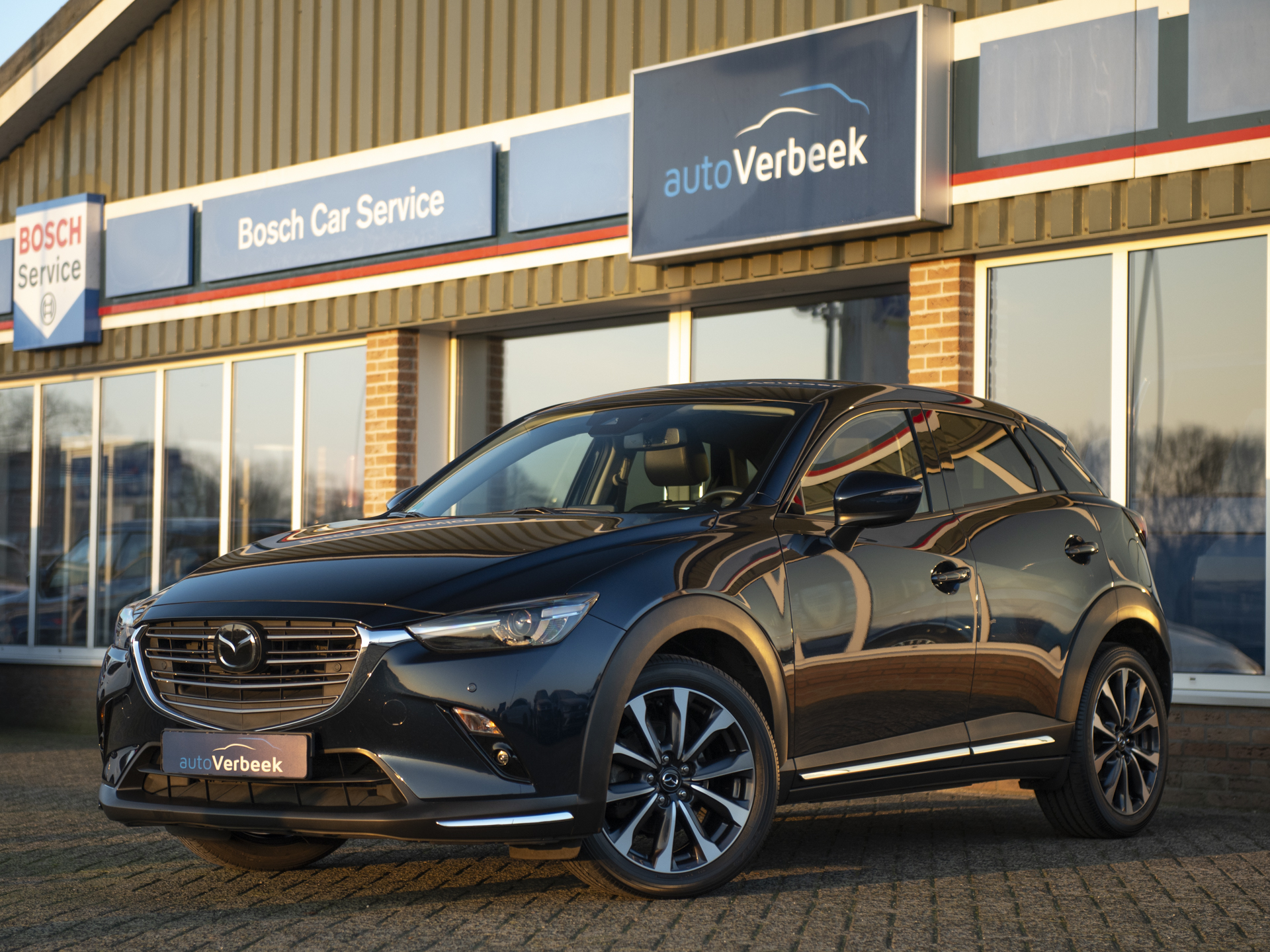 Mazda CX-3 2.0 SkyActiv-G 120 GT-M | ACC | Navi | Leder | HuD | Lane Assist | Stoel- & Stuurverwarming | Bose Audio | Adaptive LED |