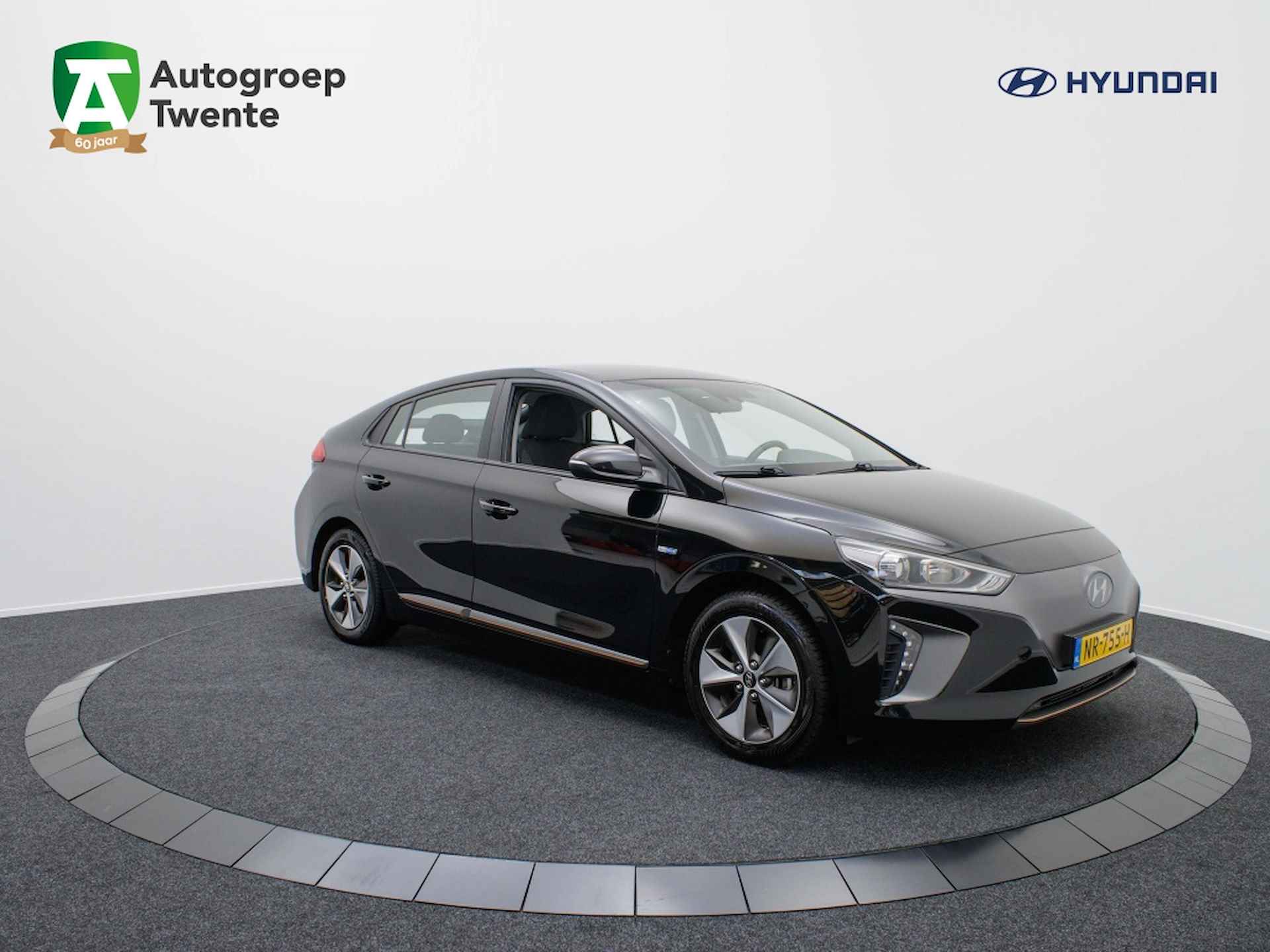 Hyundai IONIQ Comfort EV | Navigatie | All-seasons - 1/51