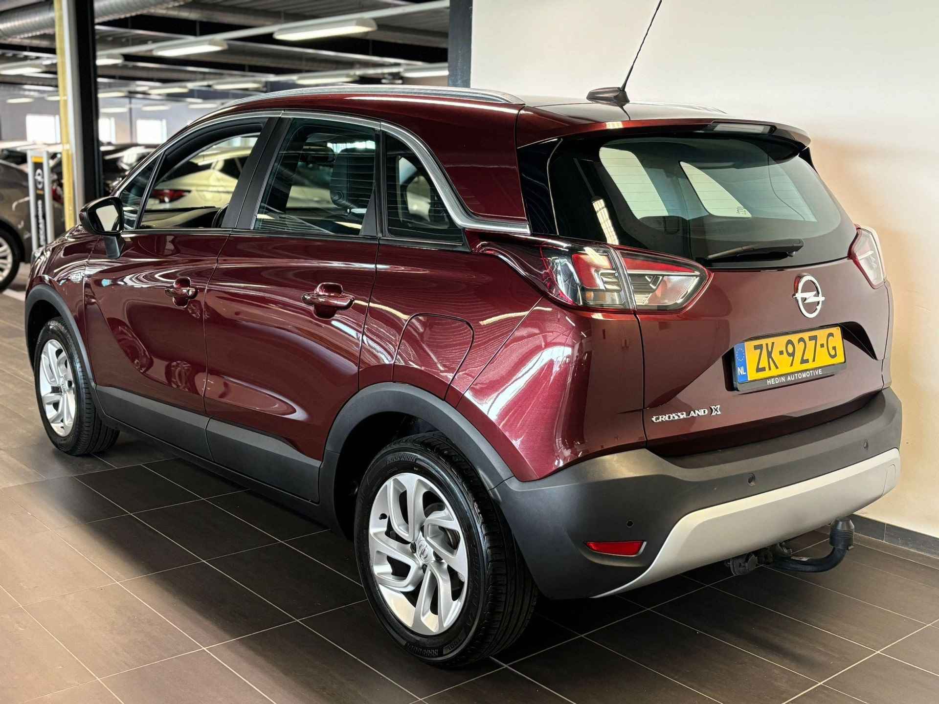 Opel Crossland X 1.2 Turbo Innovation 110pk | NAVI | AGR-STOELEN | CLIMATE CONTROL | CARPLAY | PDC | LMV 16 INCH | AFN. TREKHAAK - 4/23