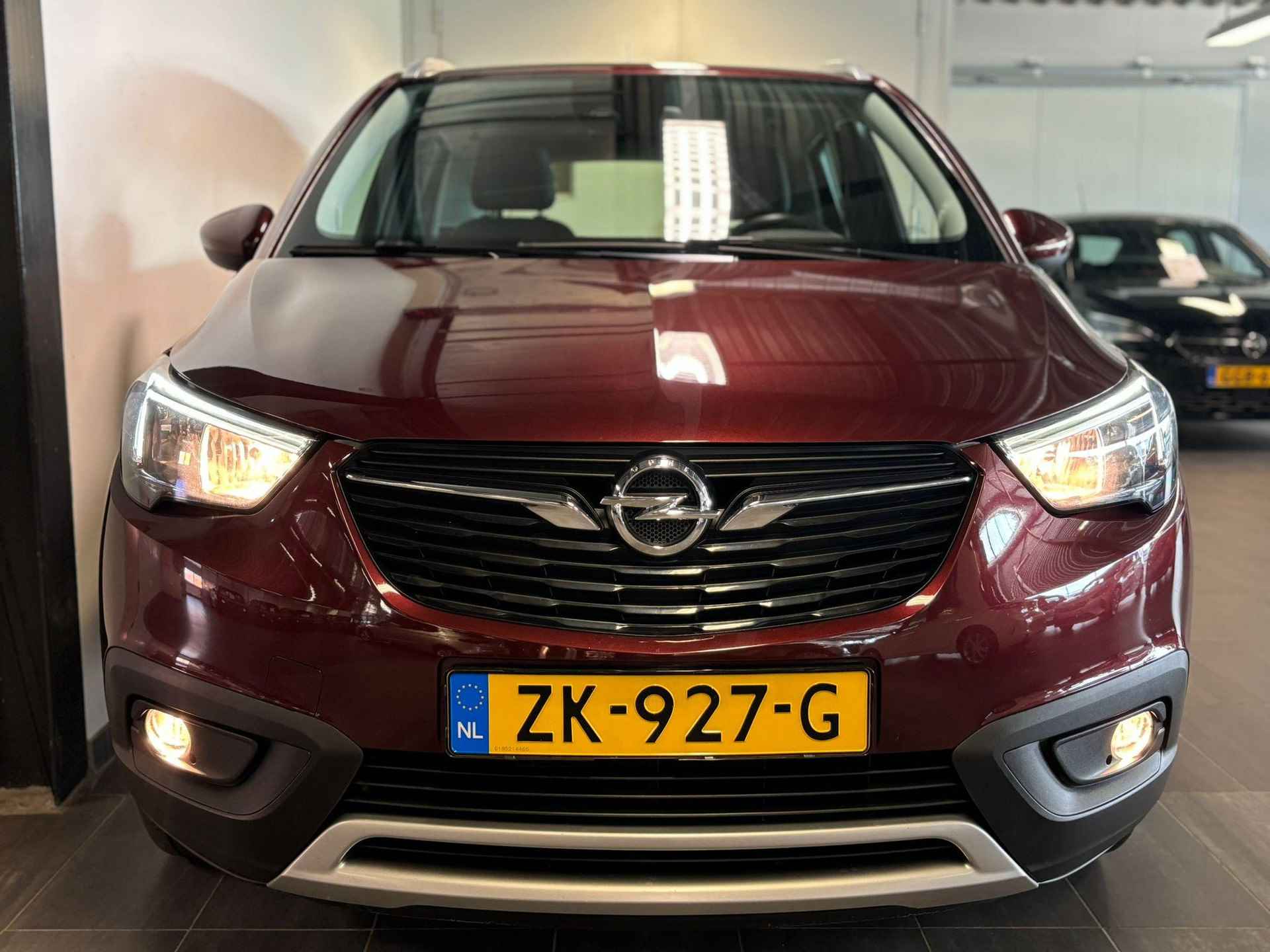 Opel Crossland X 1.2 Turbo Innovation 110pk | NAVI | AGR-STOELEN | CLIMATE CONTROL | CARPLAY | PDC | LMV 16 INCH | AFN. TREKHAAK - 6/23