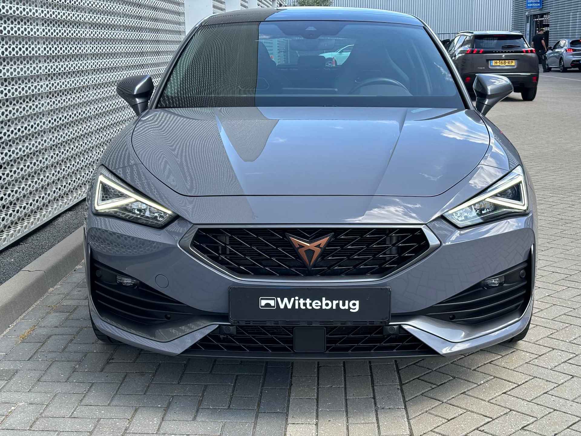 CUPRA Leon 1.4 e-Hybrid 245pk DSG VZ Performance / Panoramadak / SuperSport Stuur / 19" LMV / Stuur & Stoelverwarming / LED / Keyless / Navigatie / Camera / Adaptief Onderstel / Alarm - 11/29