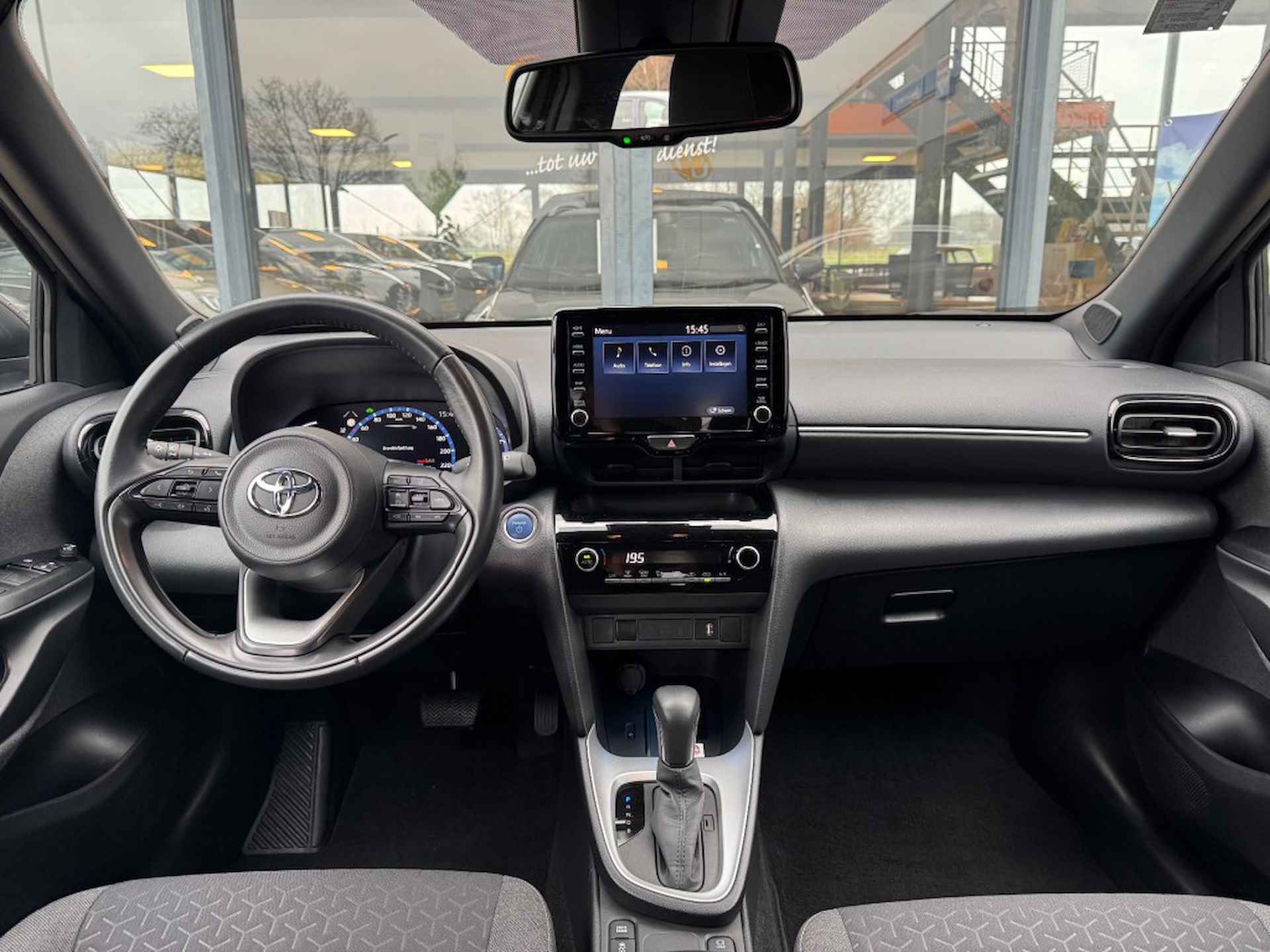 TOYOTA Yaris Cross 1.5 Hybrid Comfort - Navi/apple/android- camera - 25/27