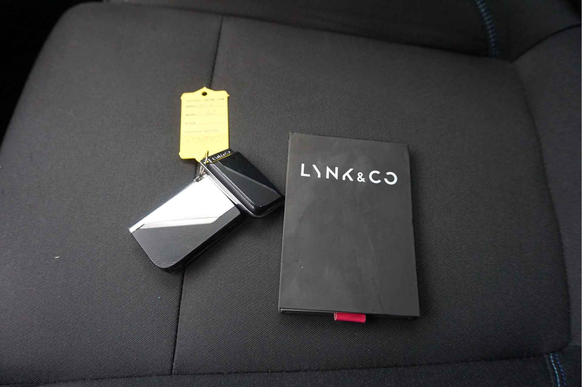 Lynk & Co 01 1.5 Hybrid + Camera/ Navi/ Carplay/ LED/ Panoramadak/ Garantie! - 37/53