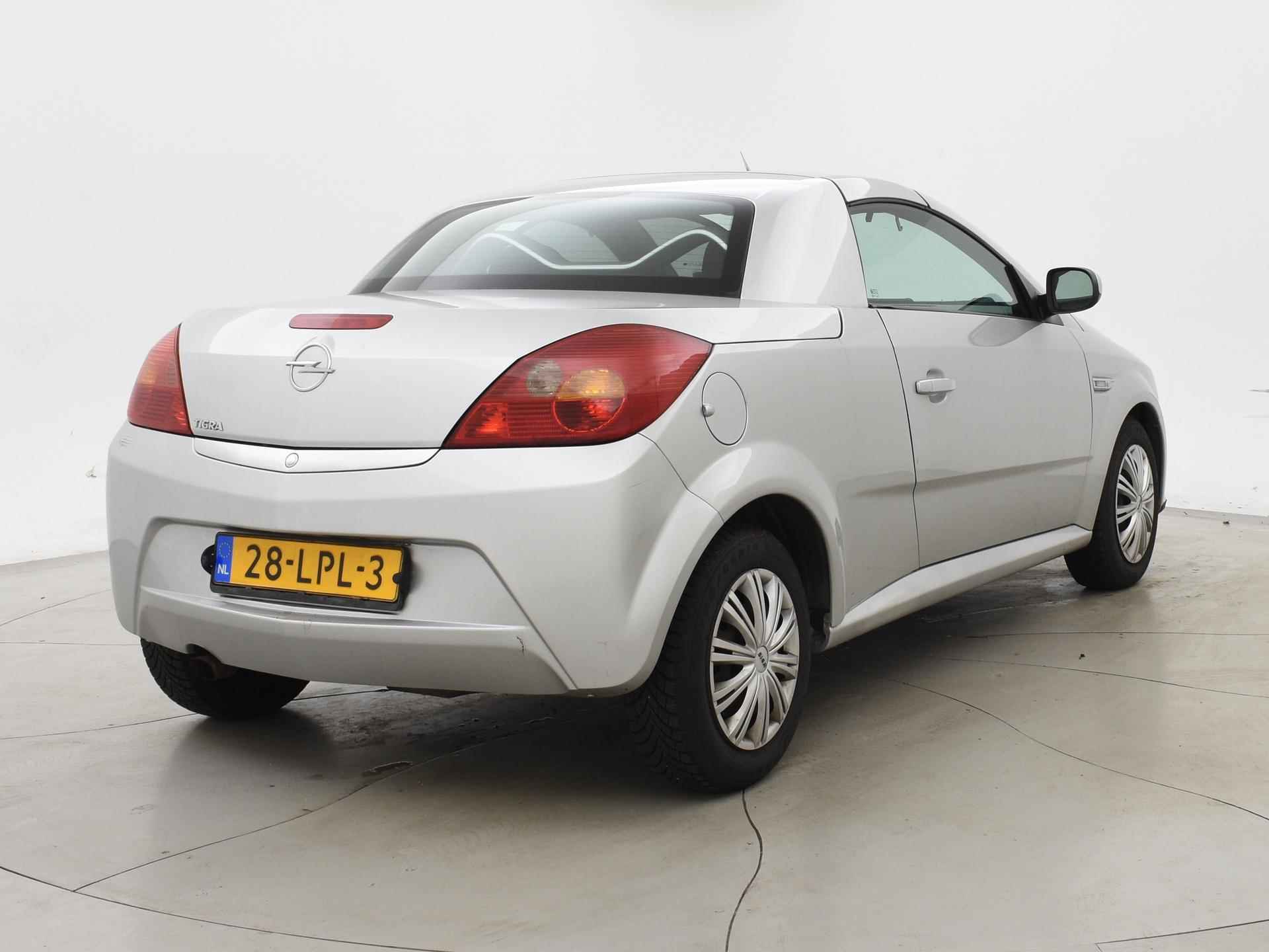 Opel Tigra TwinTop 1.4-16V *AUTOMAAT DEFECT / OPKNAPPER* + LEDER - 3/17