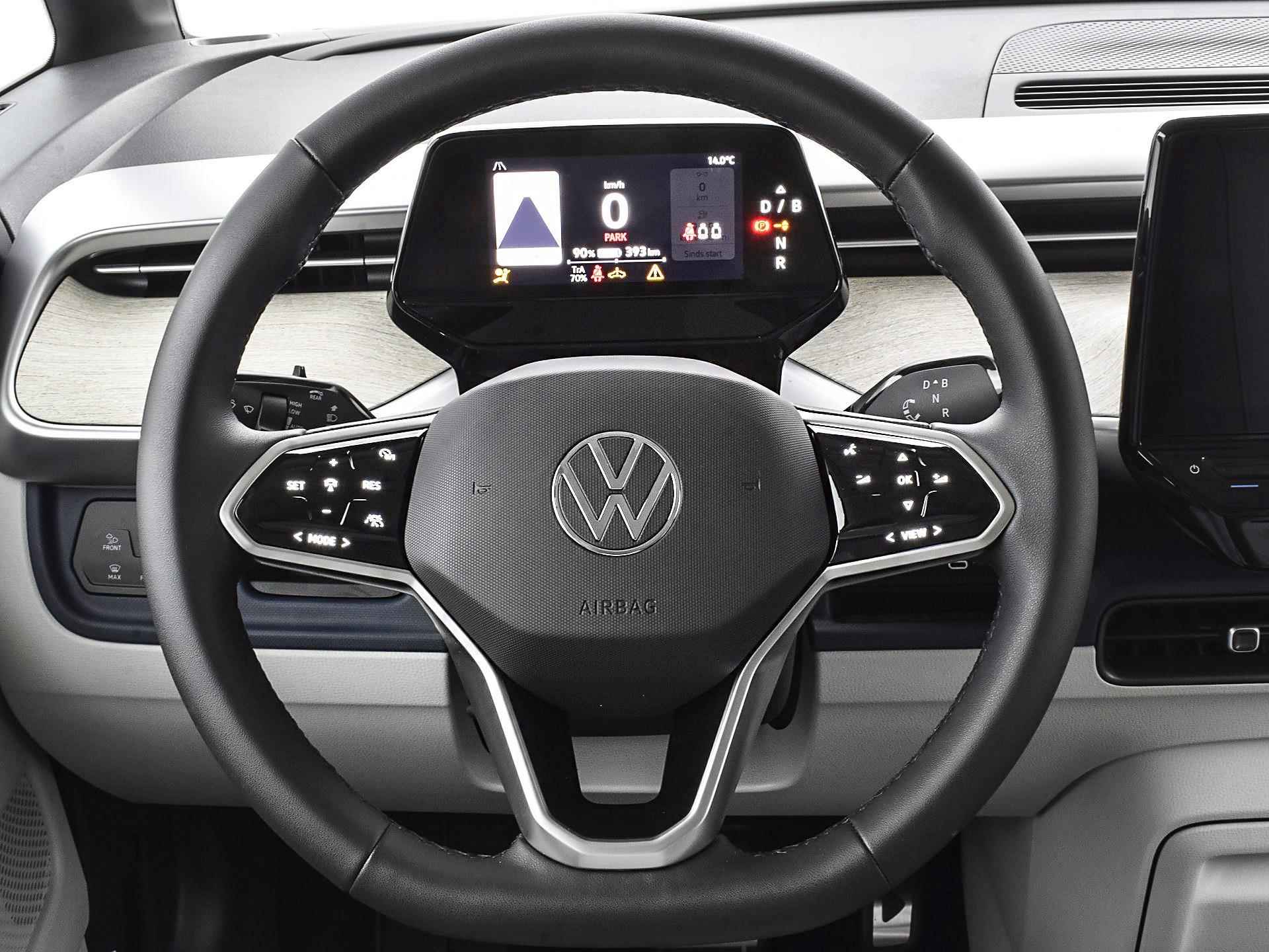 Volkswagen ID. Buzz Pro Advantage Elektromotor 150 kW / 204 pk Electr. aandrijving · Assistance pakket · Design pakket · Interieur pakket · Multimedia pakket · Open & Close pakket plus · voorstoelen verwarmbaar · - 25/40