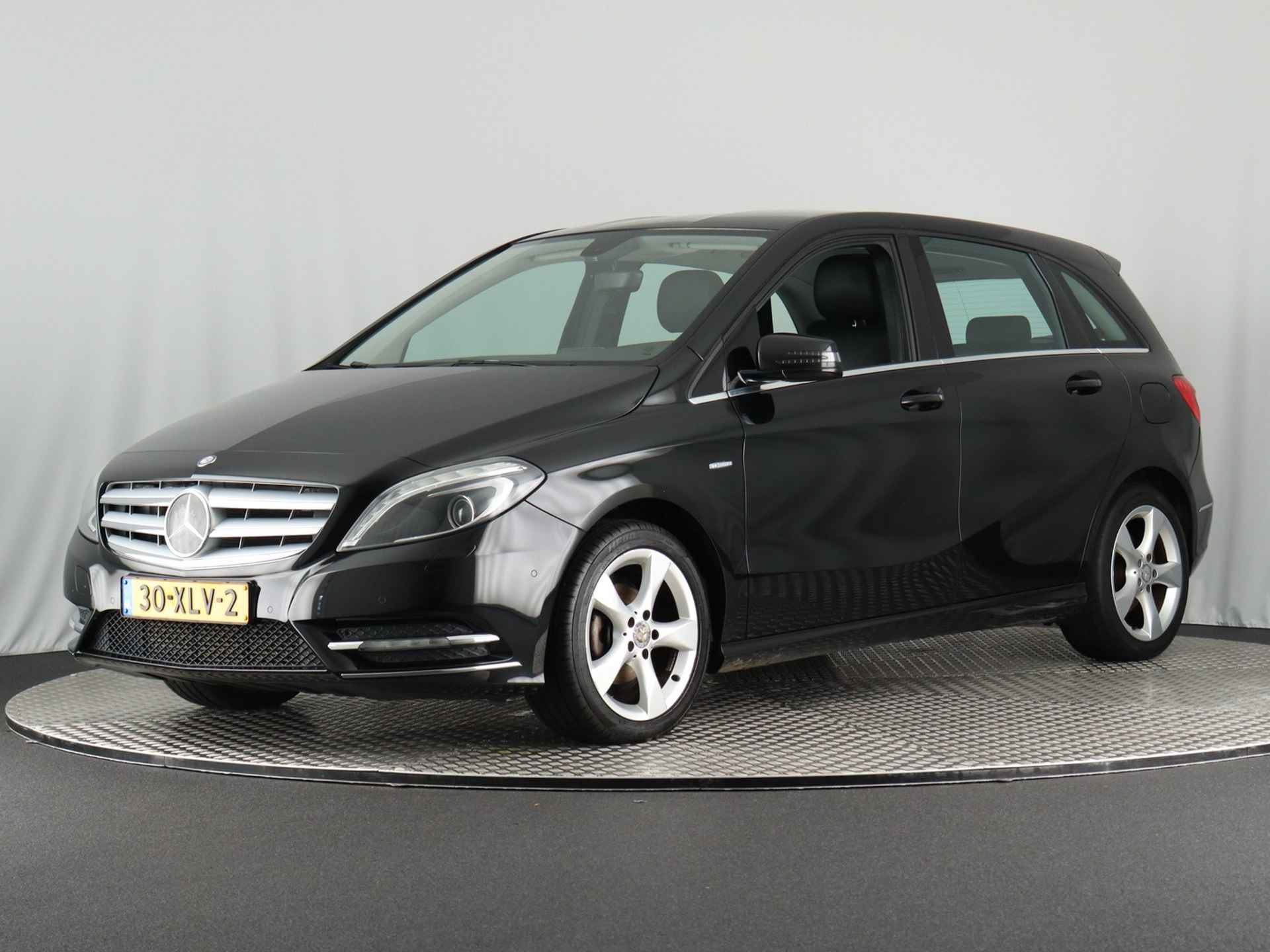 Mercedes-Benz B-Klasse 180 Ambition (NL-Auto / Afn. Trekhaak / Cruise / Navi / PDC) - 39/42